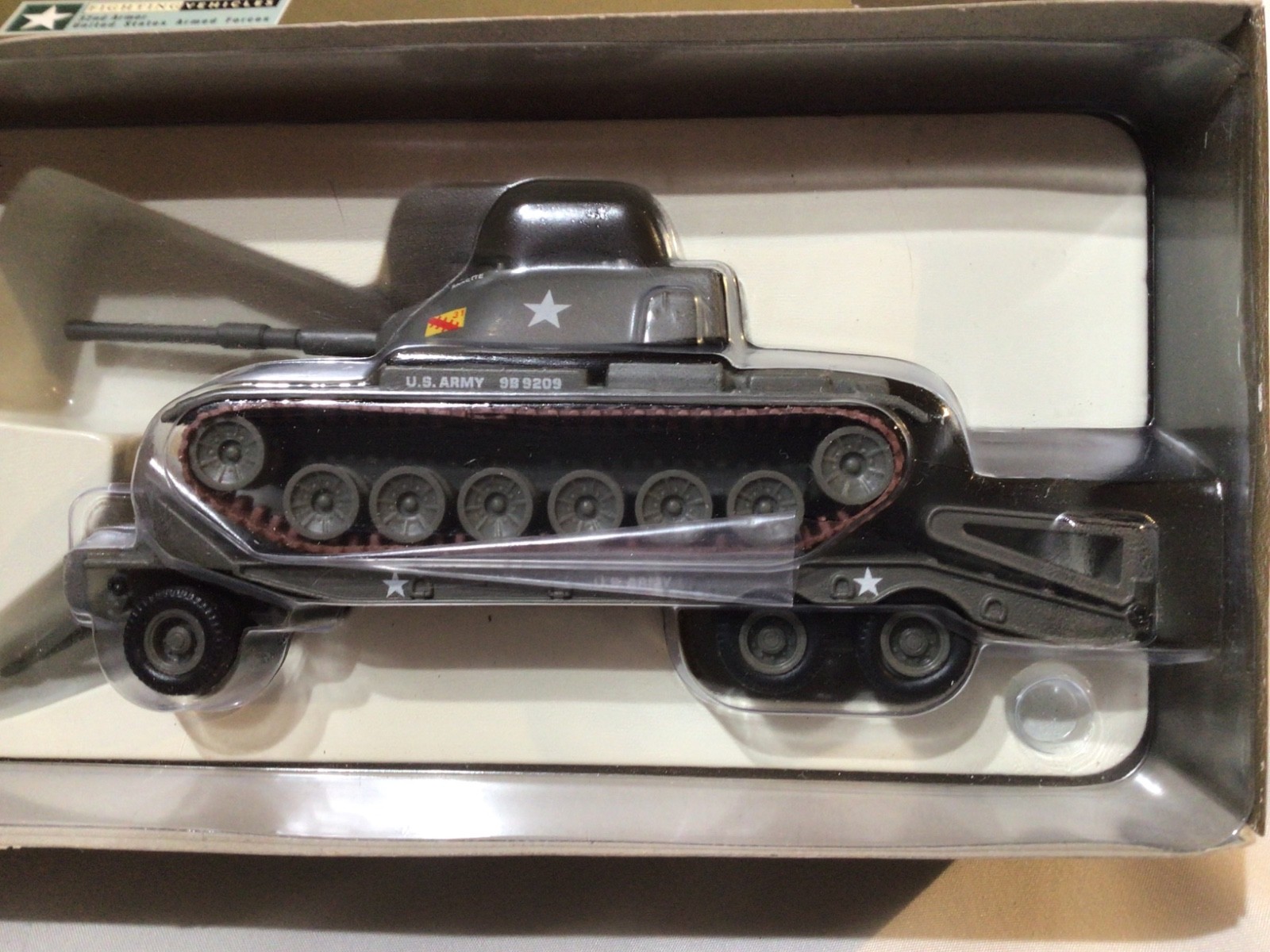 NEW Vintage CORGI USAF DIAMOND T TANK TRANSPORTER & M60 A1 MEDIUM TANK Model NIB