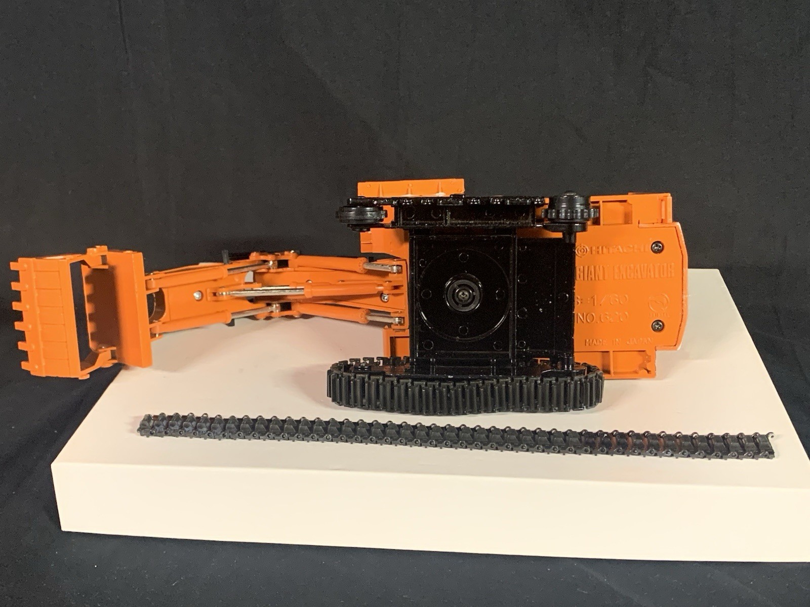 Shinsei Hitachi EX1800 1/60 Diecast Giant Excavator Mining Shovel w/Box