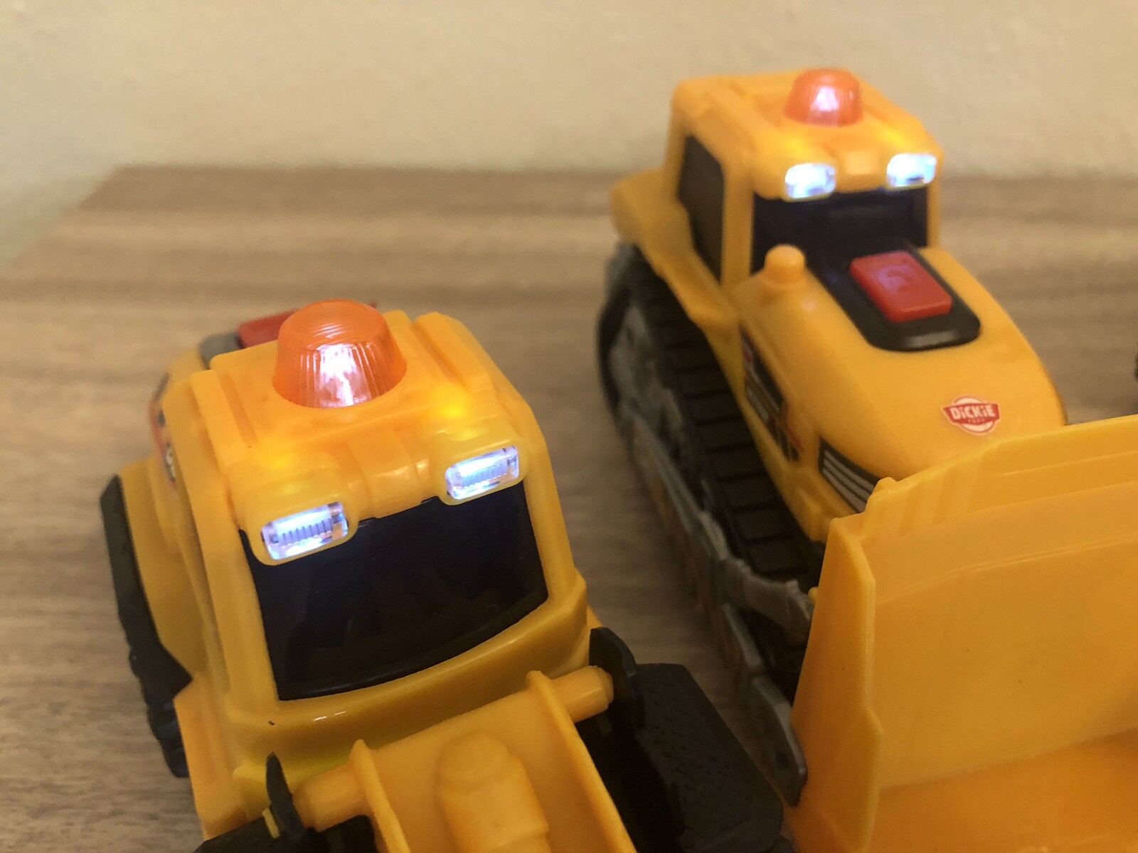 Dickie Toys Light Up Construction Trucks Lot Of 4-Dozer, Loader, Dump, Excavator