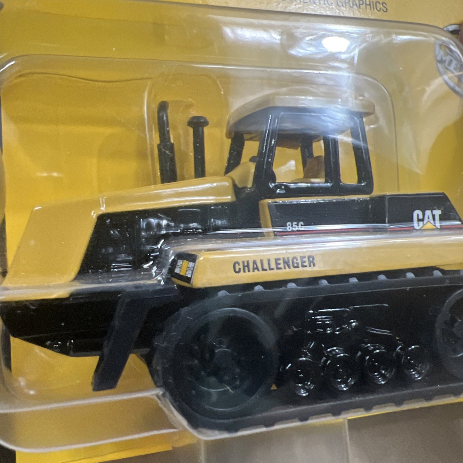 Ertl Road Caterpillar Challenger 85C Tractor Die-cast CAT