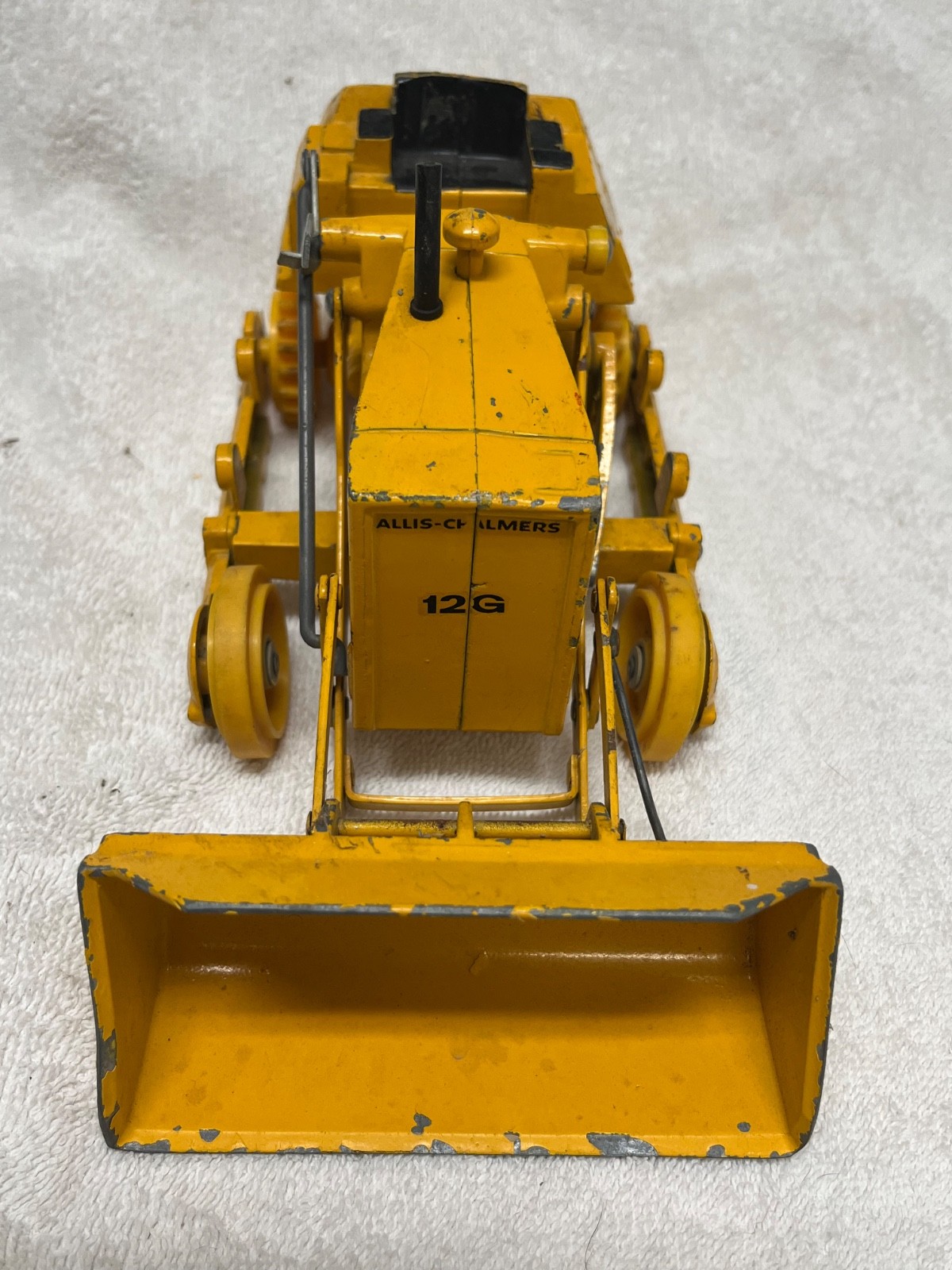Vintage 1960’s Allis Chalmers Bull Dozer 12G Toy Metal Bulldozer
