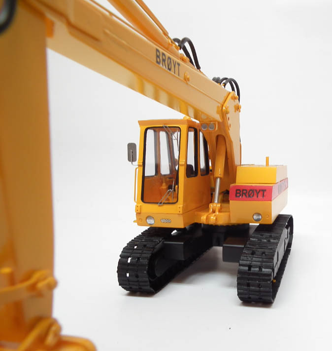 1/50 Excavator Broyt X31 TL – High Quality Resin KIT by Fankit Models