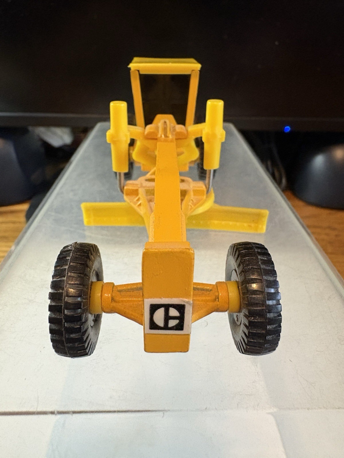Vintage Ertl Mighty Movers Caterpillar Road Grader 6″ Die-Cast Pre-owned EXCELL