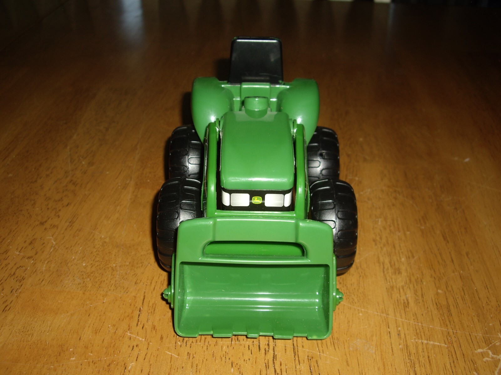 EUC 2 Tomy John Deere Plastic Vehicles Front Loader & Dump Truck Sandbox Toys