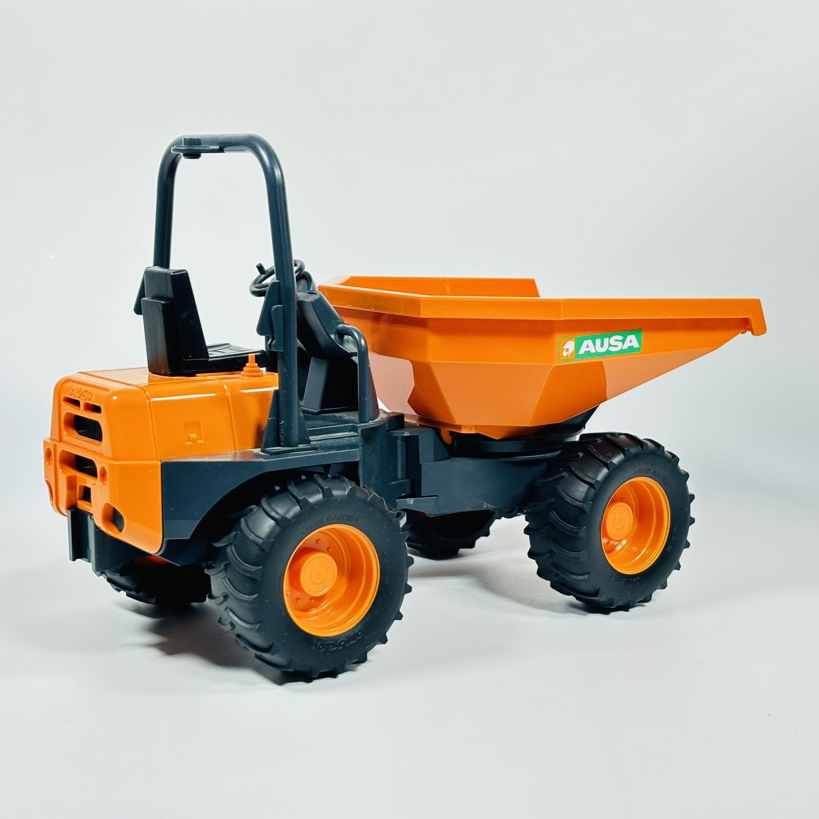 AUSA Mini-Dumper By Bruder 2449