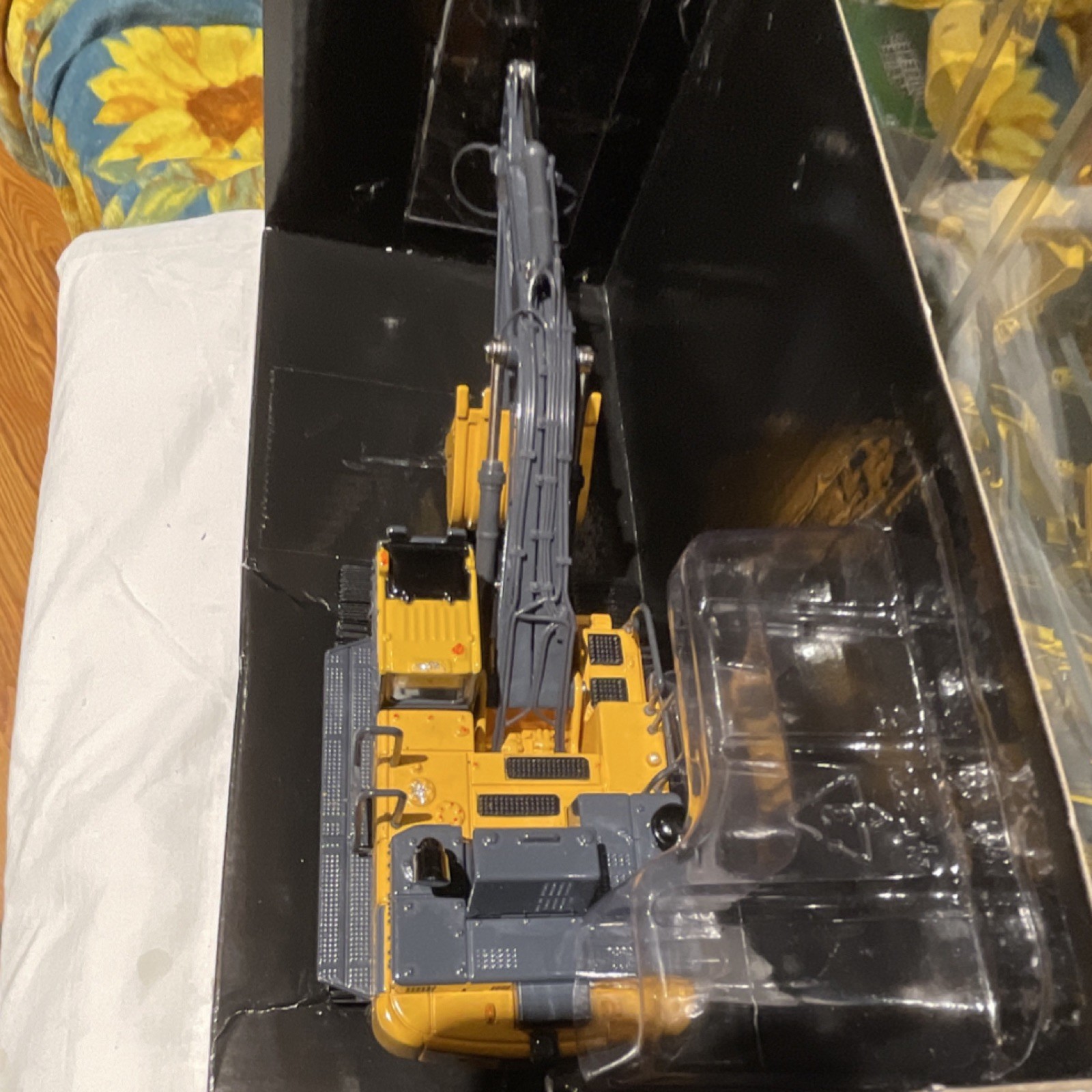 ERTL Prestige Collection John Deere 470G LC Excavator Diecast 1:50 45735
