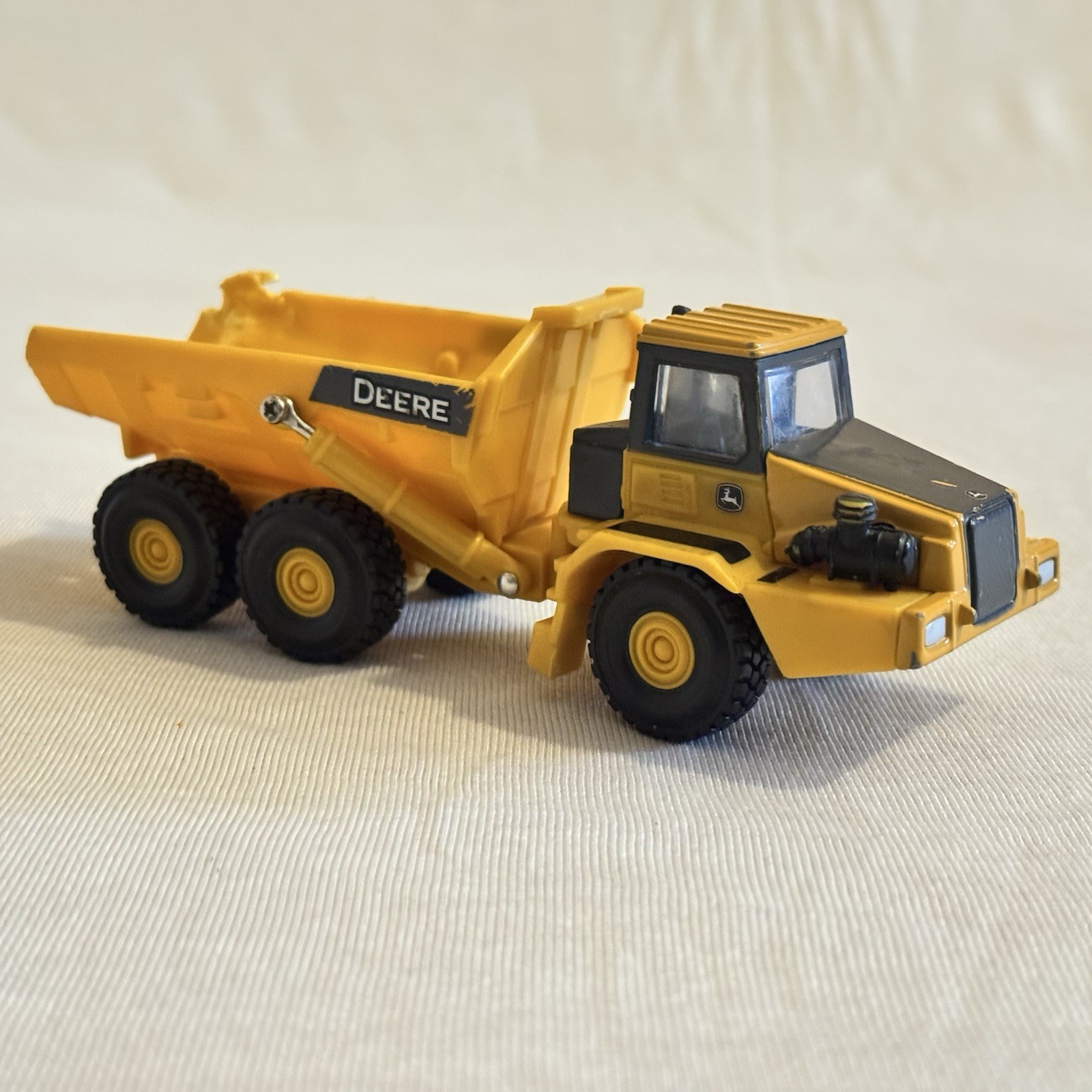 Lot Of 3 ERTL Tomy John Deere Komatsu Metal Heavy Equipment Loader Dozer Haul