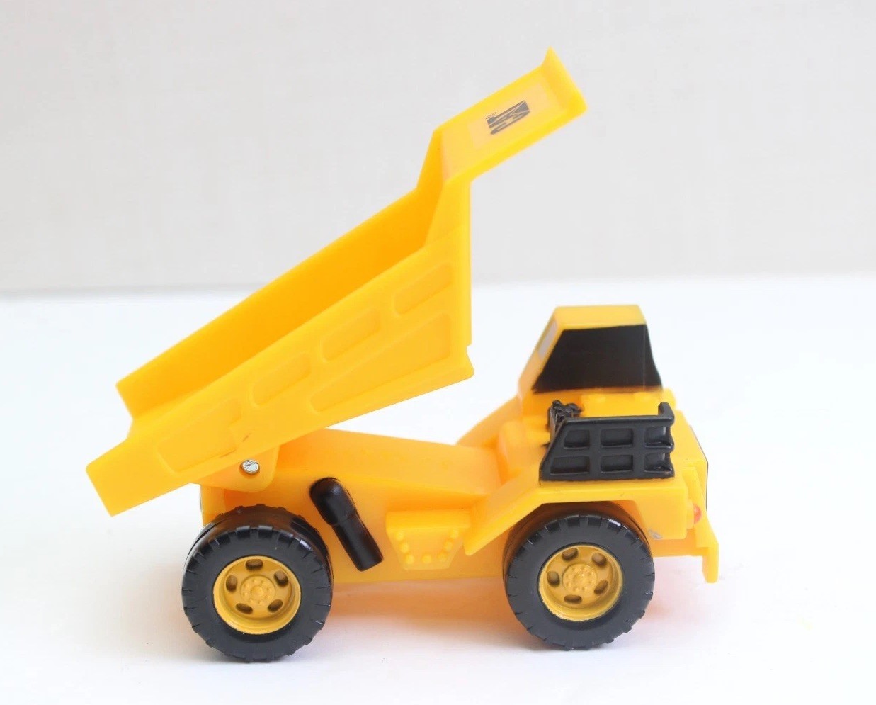 CAT Caterpillar Plastic Construction Vehicle Lot 4 Backhoe Loader Dozer Dump Toy