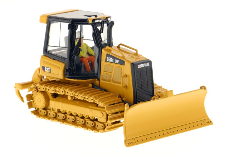 DIECAST MASTERS – CATERPILLAR D5 K2 LGP Equipped with Accompanied Ripper…
