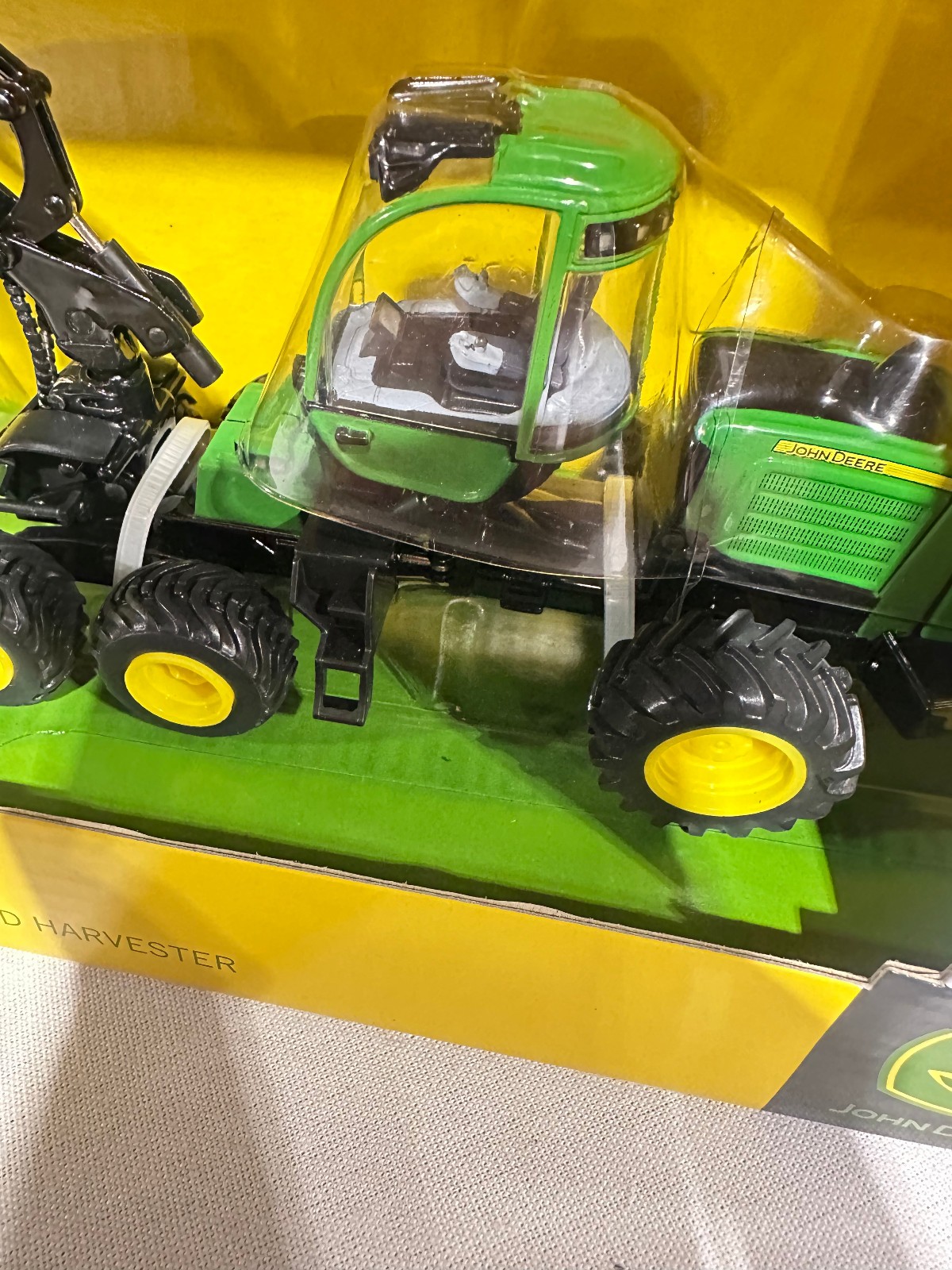 John Deere 1270E Wheeled Harvester Prestige Collection By Ertl 1/50th Scale
