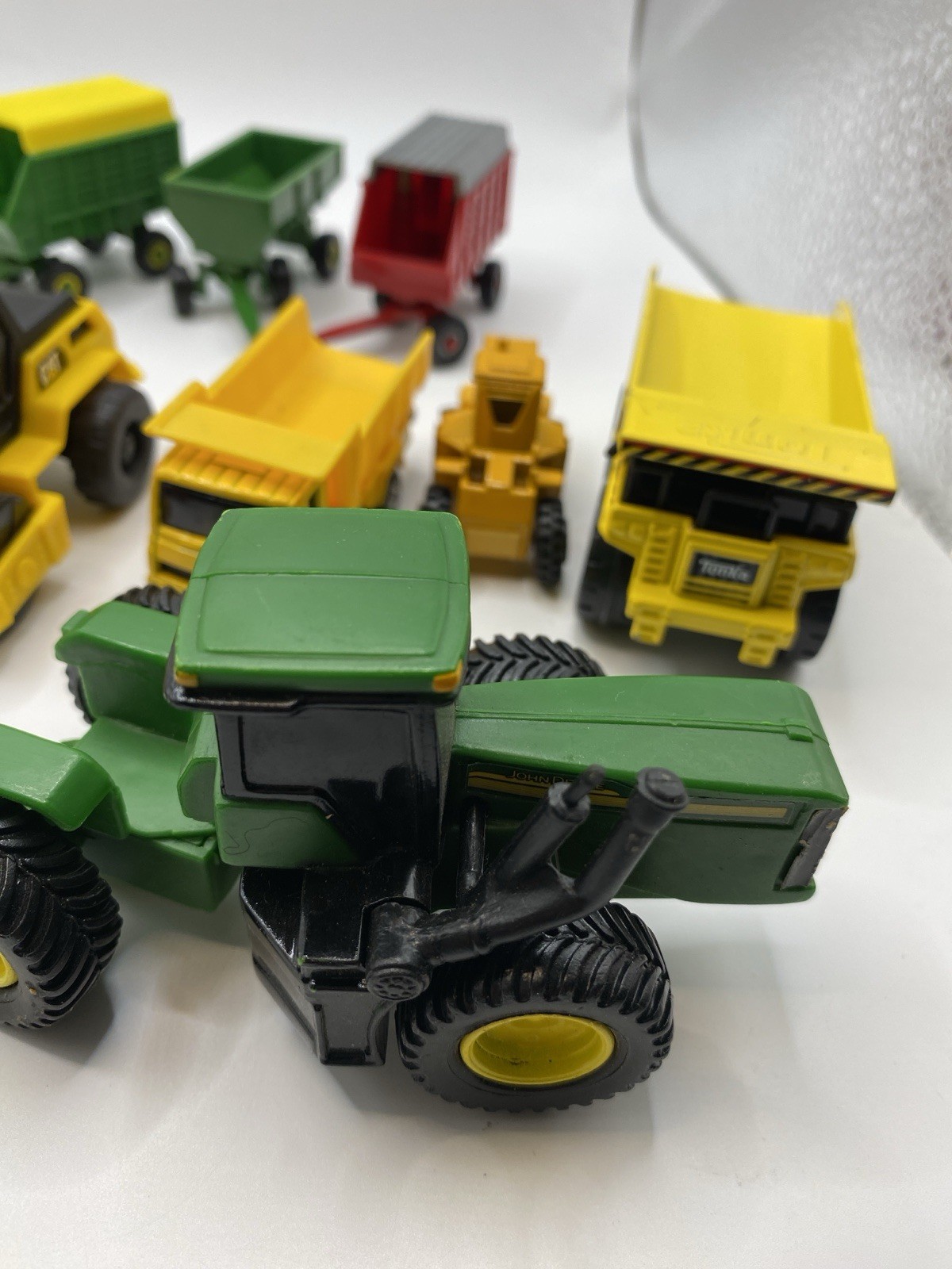 Lot of Construction & Farm Toys Tonka Ertl Etc Plastic & Diecast