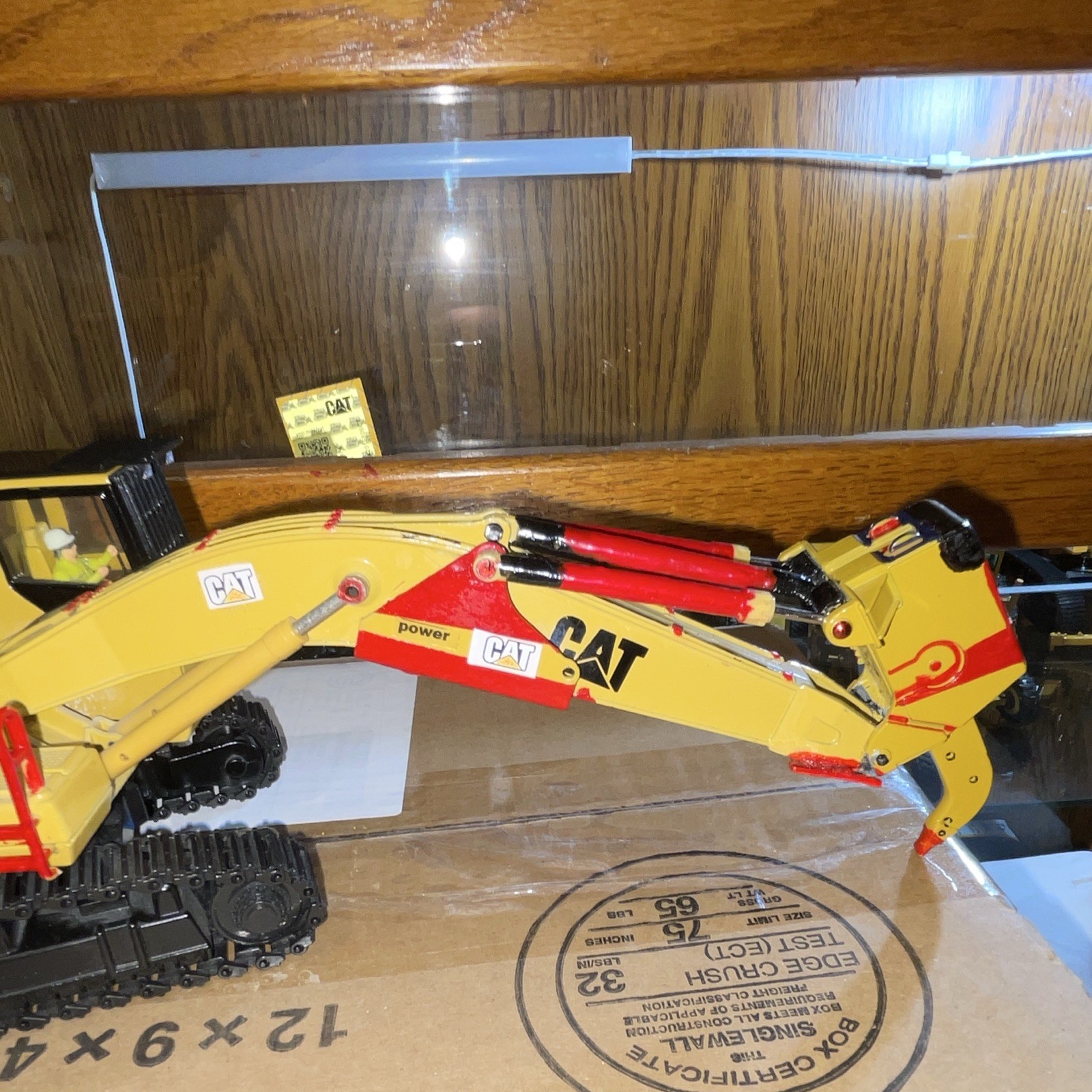 CAT 375 Tracked Excavator Diecast Model 1:50 CAT Power Yellow Black Red