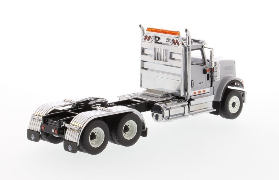 DCM 71041 International HX520 Gray 1/50 Die-cast MIB