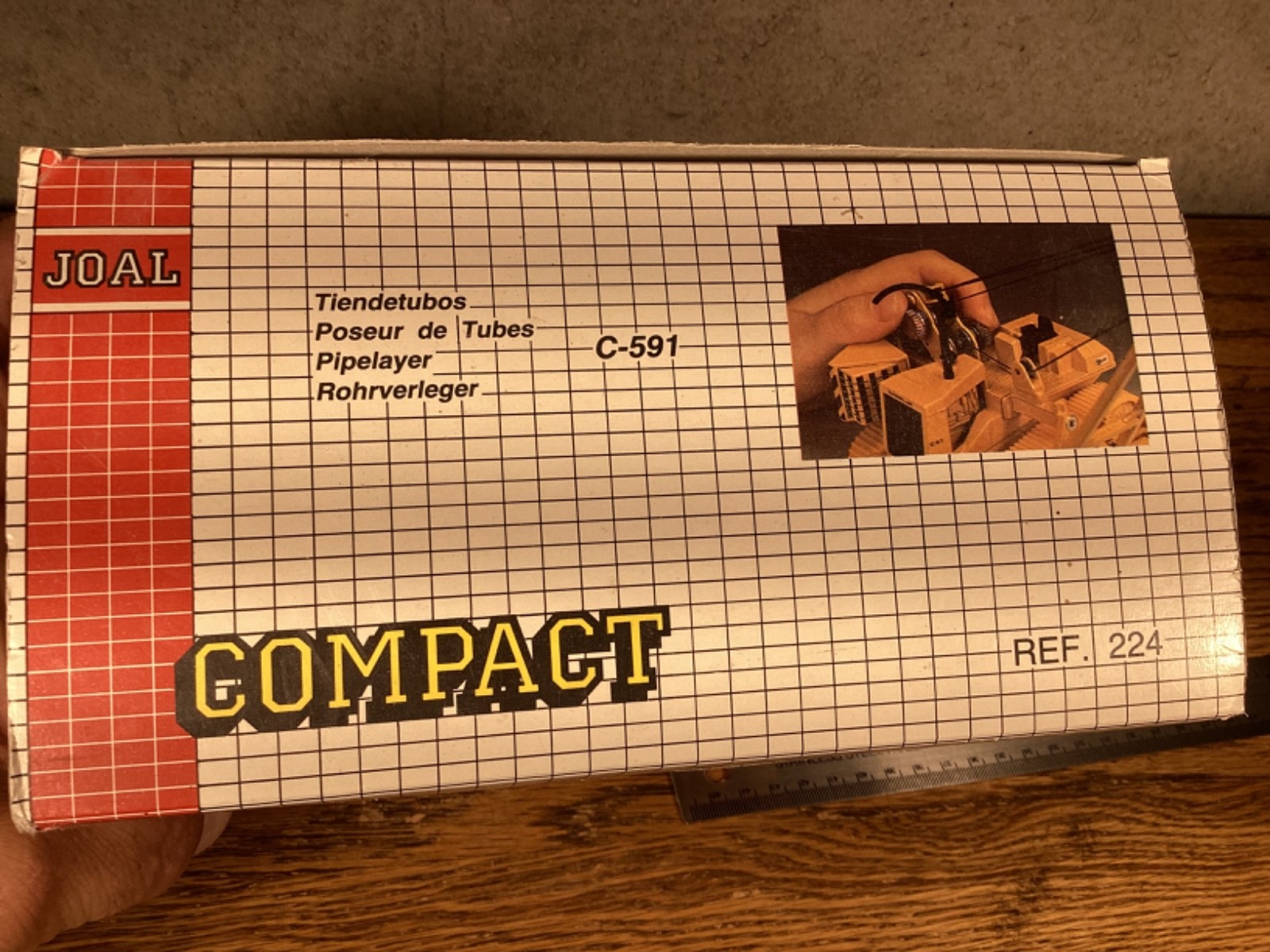 JOAL CATERPILLAR CAT 591 PIPELAYER #224 SCALEC1:50 DIECAST NEW IN BOX