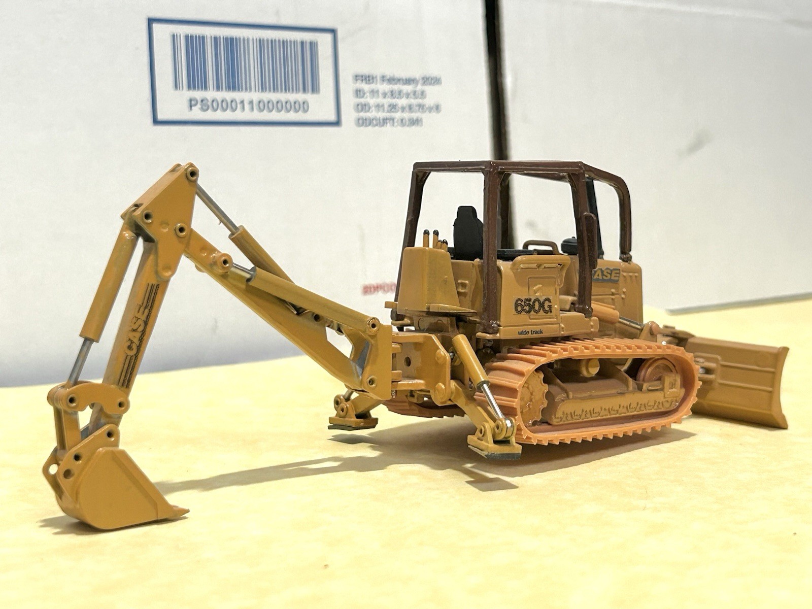 ERTL 1/50 Scale Custom Case “650G” Wide Track-Angle Dozer w/Backhoe Attachment!