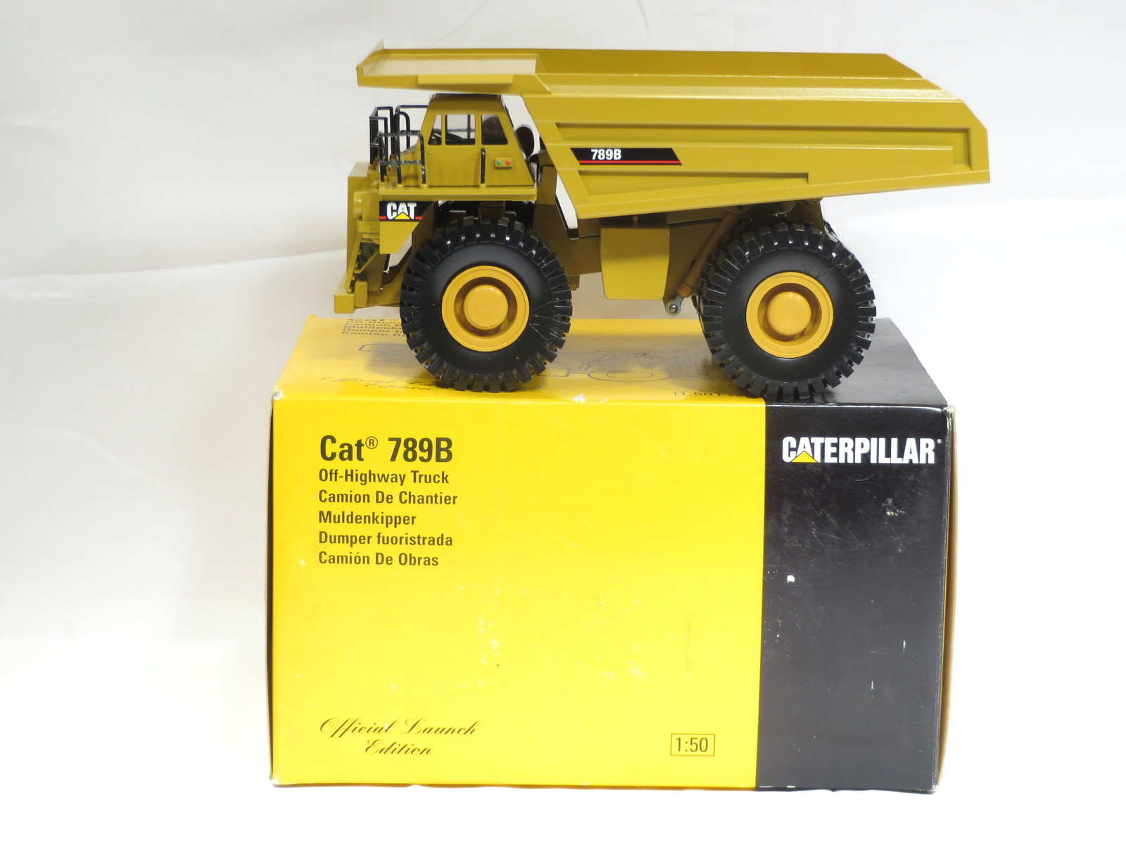 Caterpillar 789B Dump Truck – “LAUNCH EDITION” – 1/50 – Conrad #2726.01 – N.MIB