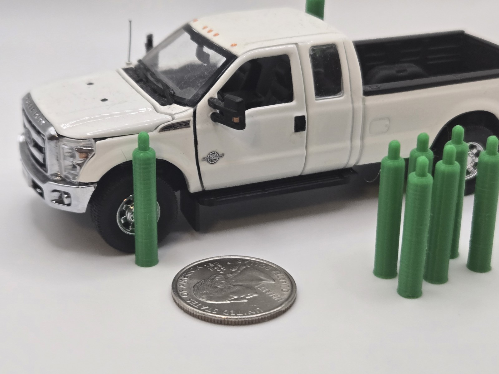 1/50 Scale Welding Gas Tanks in Green*8 Pack*
