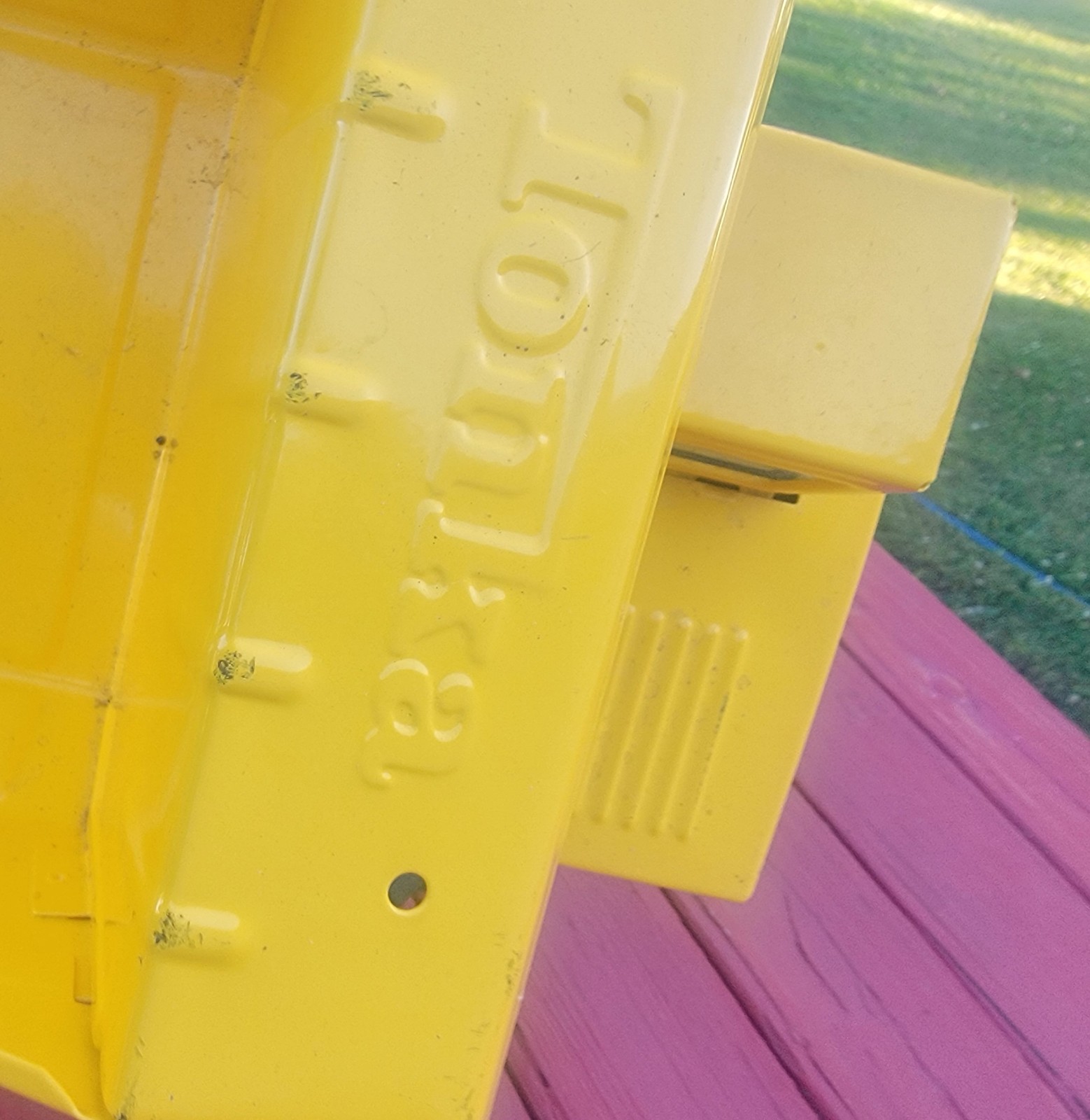 Tonka Turbo-Diesel Dump Truck Construction Vehicle Yellow/Black