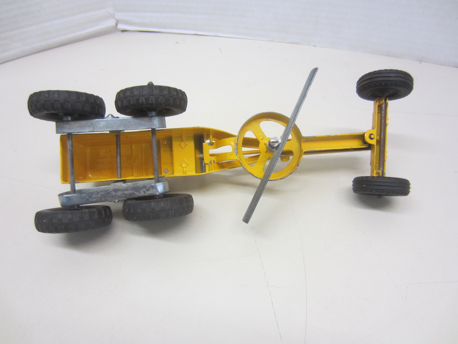 Vintage Hubley Kiddie Toy ROAD GRADER Die-Cast Toy No.481 Made in U.S.A.