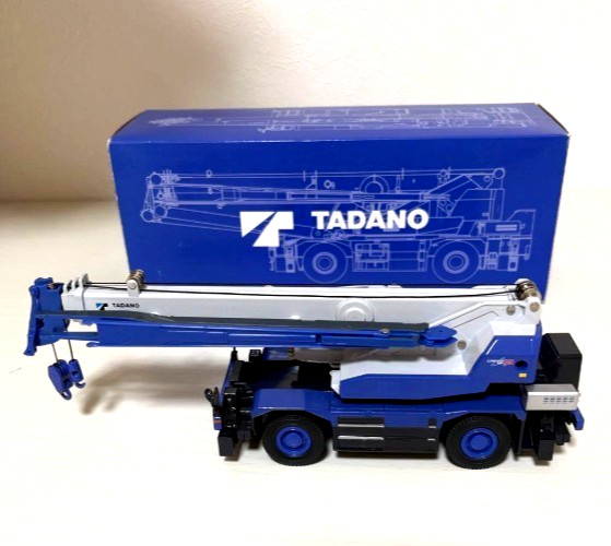 TADANO CREVO250 G3 25t Rough Terrain Crane 1/50 Diecast Model Japan