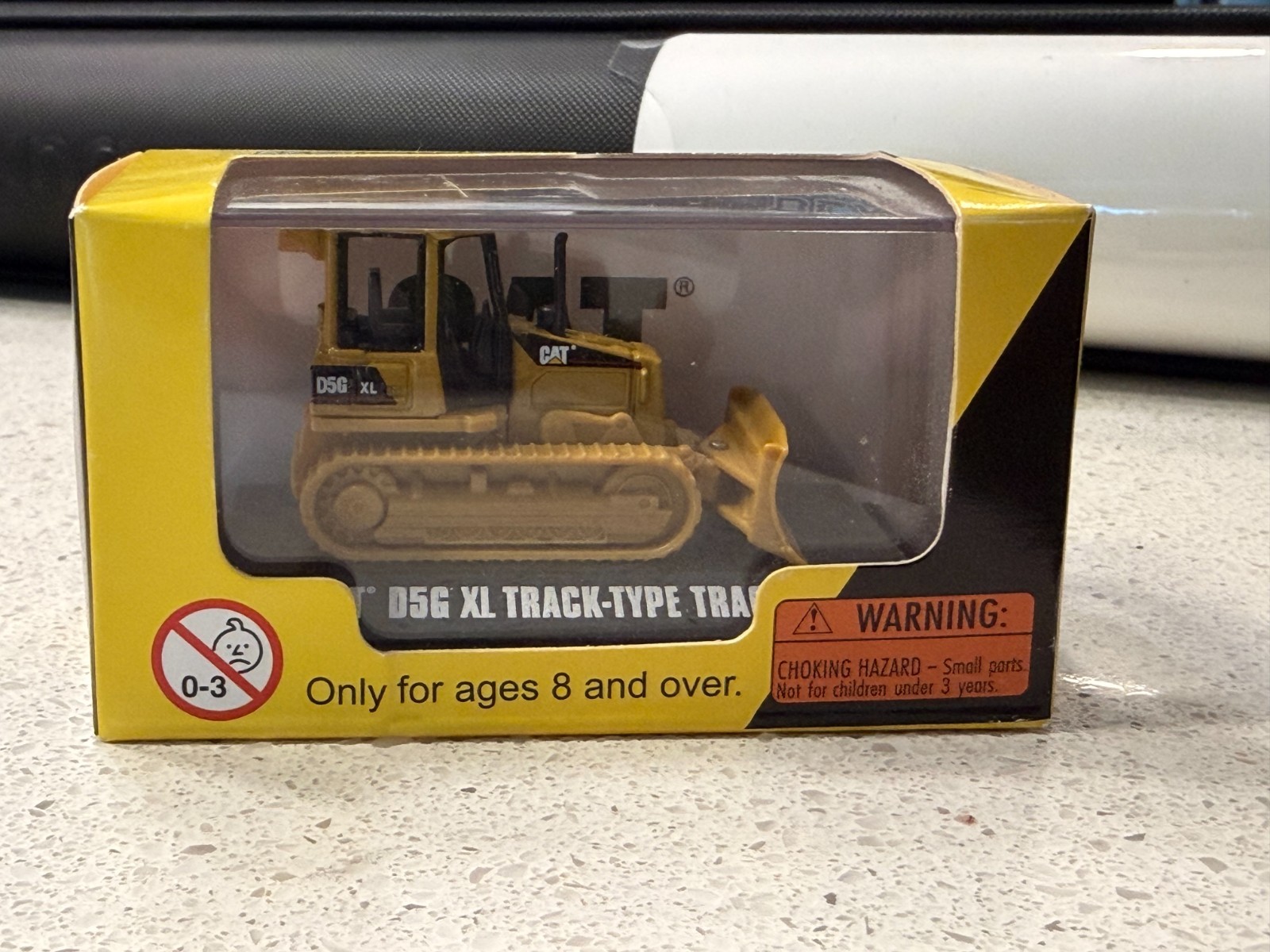 NEW NORSCOT CAT D5G XL TRACK-TYPE TRACTOR CATERPILLAR TRACTORS W/CASE 1:87