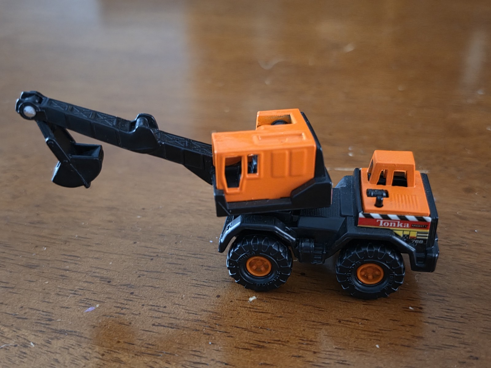 Tonka Mighty 768 Crane 700 Series Trucks Diecast
