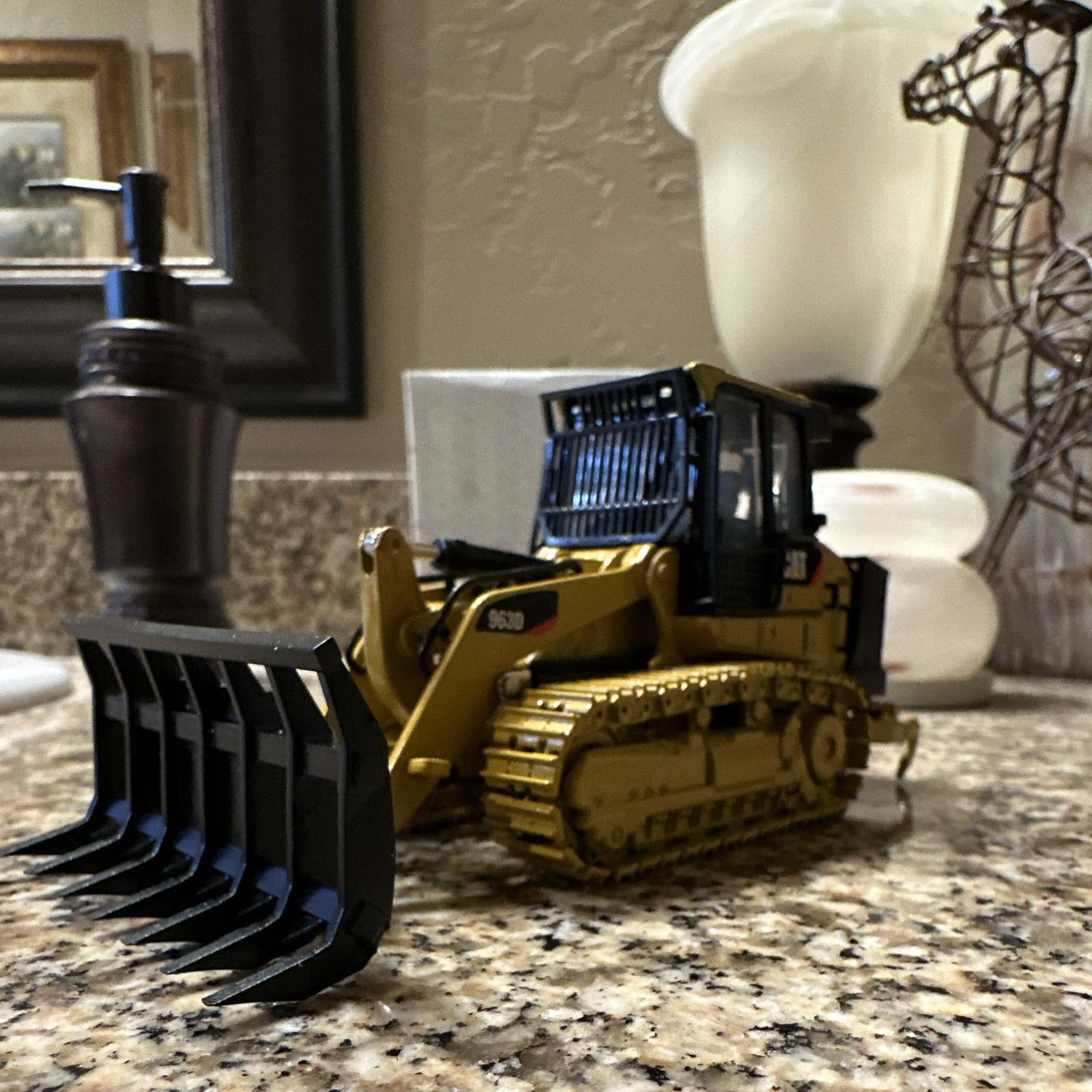 CAT 963D Track Loader Diecast Model Construction Vehicle Yellow/Black custom