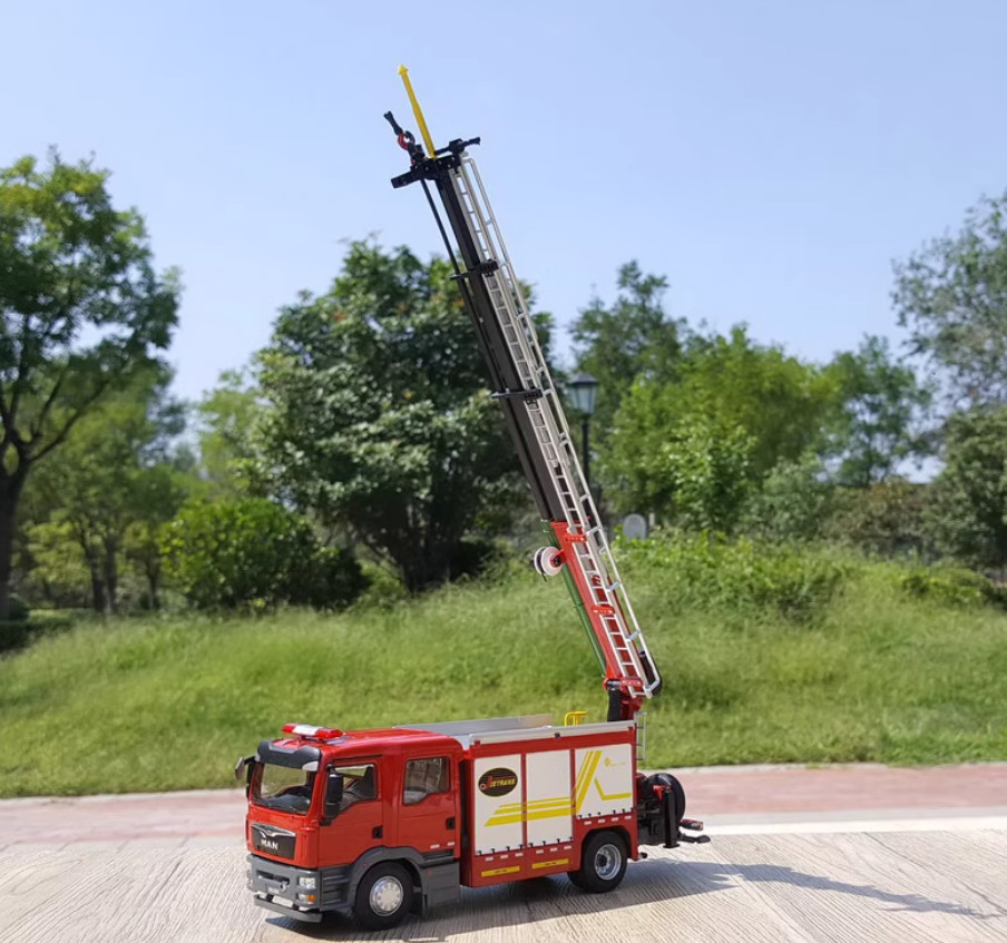 1:43 MAN JIEDA Fire Emergency Fire Rescue Major Fire Truck Engine Diecast Model