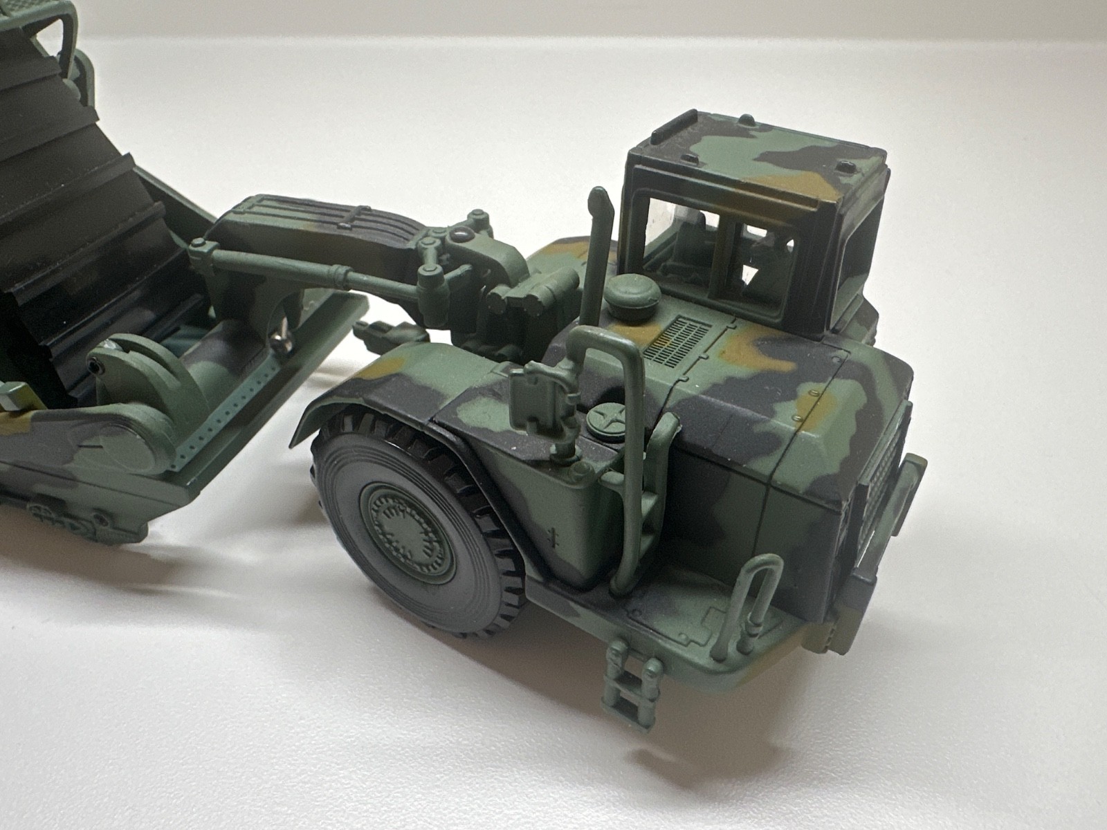 Caterpillar Military 623G Elevating Scraper Diecast Model By Norscot