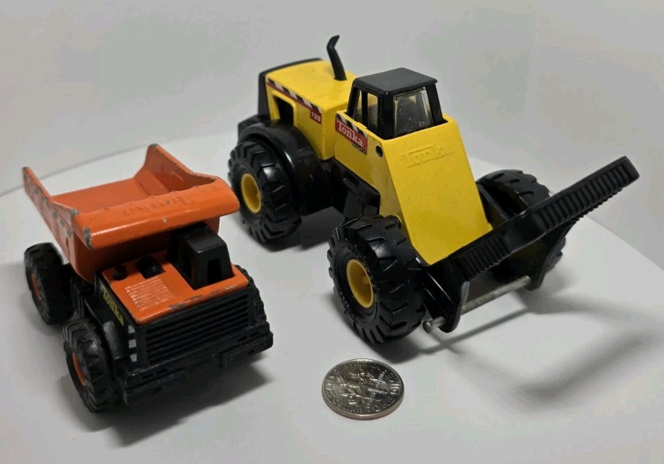 Lot of 2 Hasbro Maisto 1998 Vehicles Tonka Mighty Mini-Dump Front Truck Loader