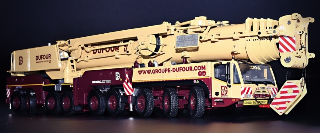 IMC MODELS – DEMAG AC700-9 DUFOUR Mobile Crane – 1/50 – IMC32-0086