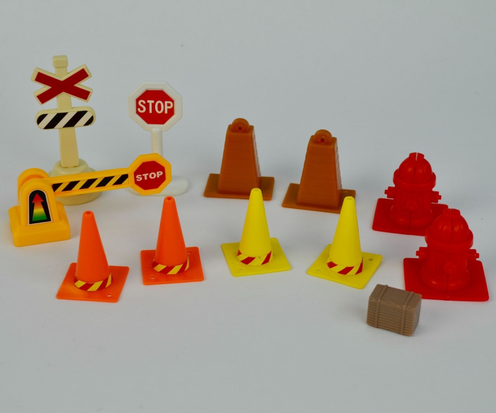 Vintage Construction Plastic Toy Signs Pieces Traffic Accessories Lot