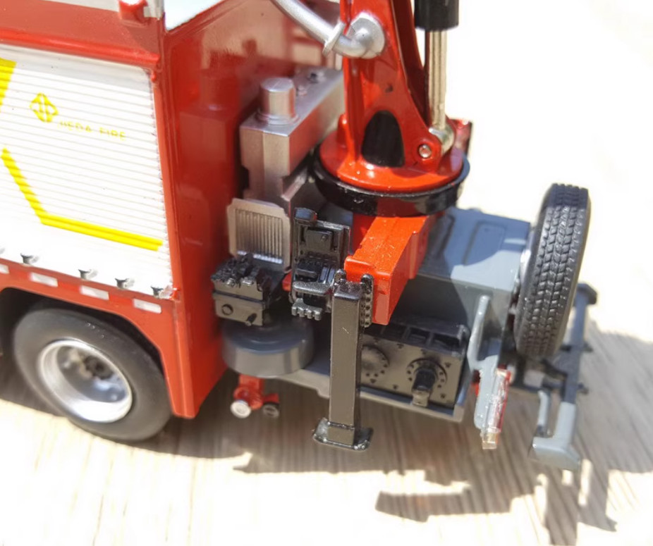 1:43 MAN JIEDA Fire Emergency Fire Rescue Major Fire Truck Engine Diecast Model
