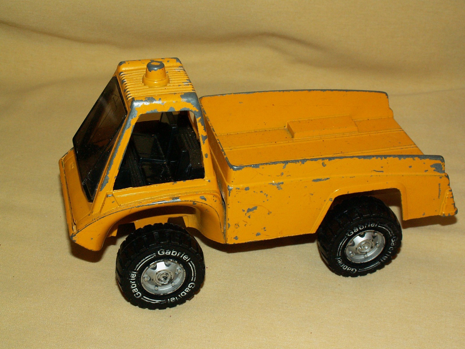 Hubley Gabriel Vintage Truck 6 Wheel Dump Log 1975 1969 Pick Up Service Lot 5 Pc