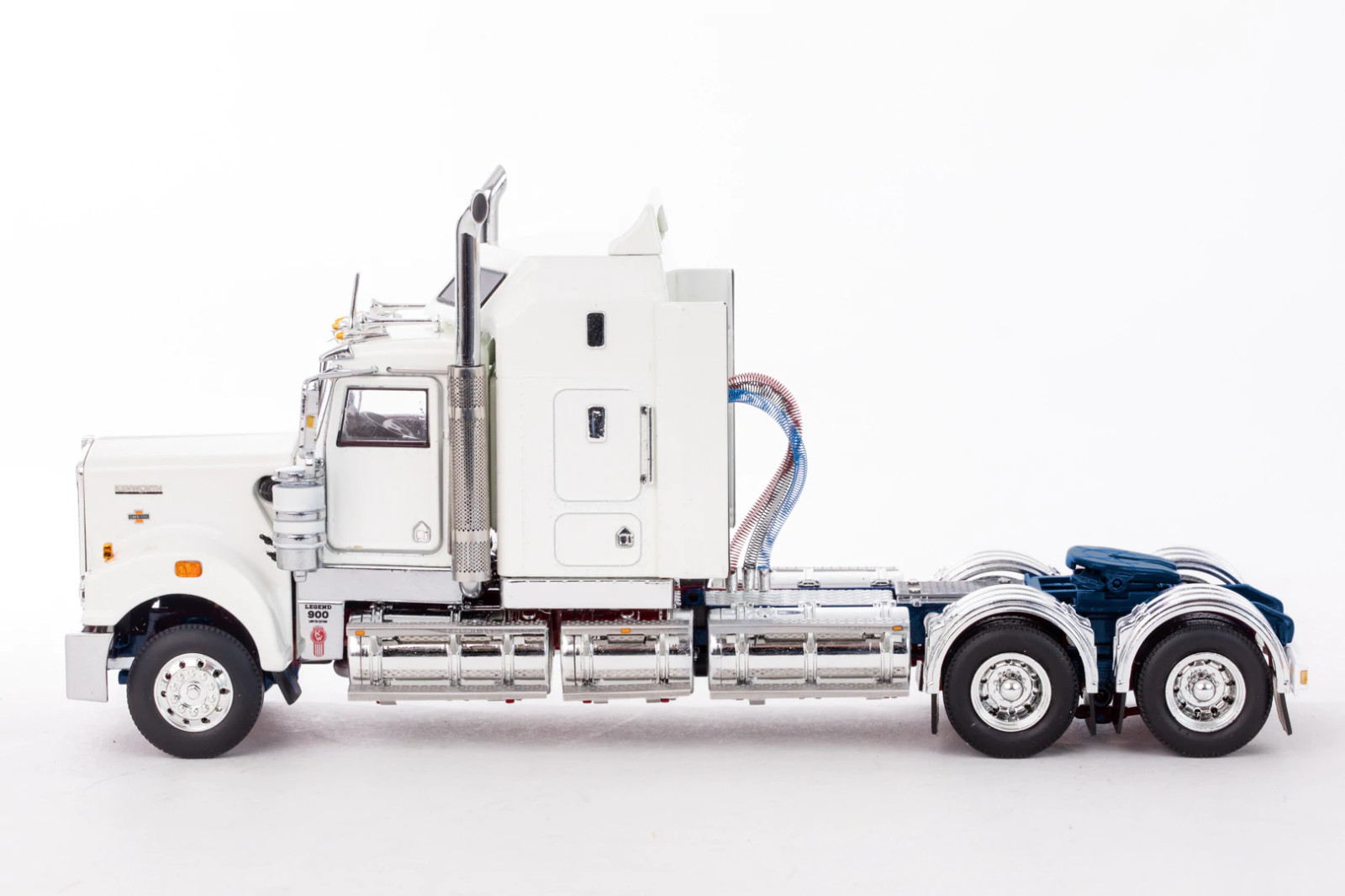 Kenworth T900 Legend Prime Mover Truck – White/Blue Drake 1:50 Model #Z01479 New