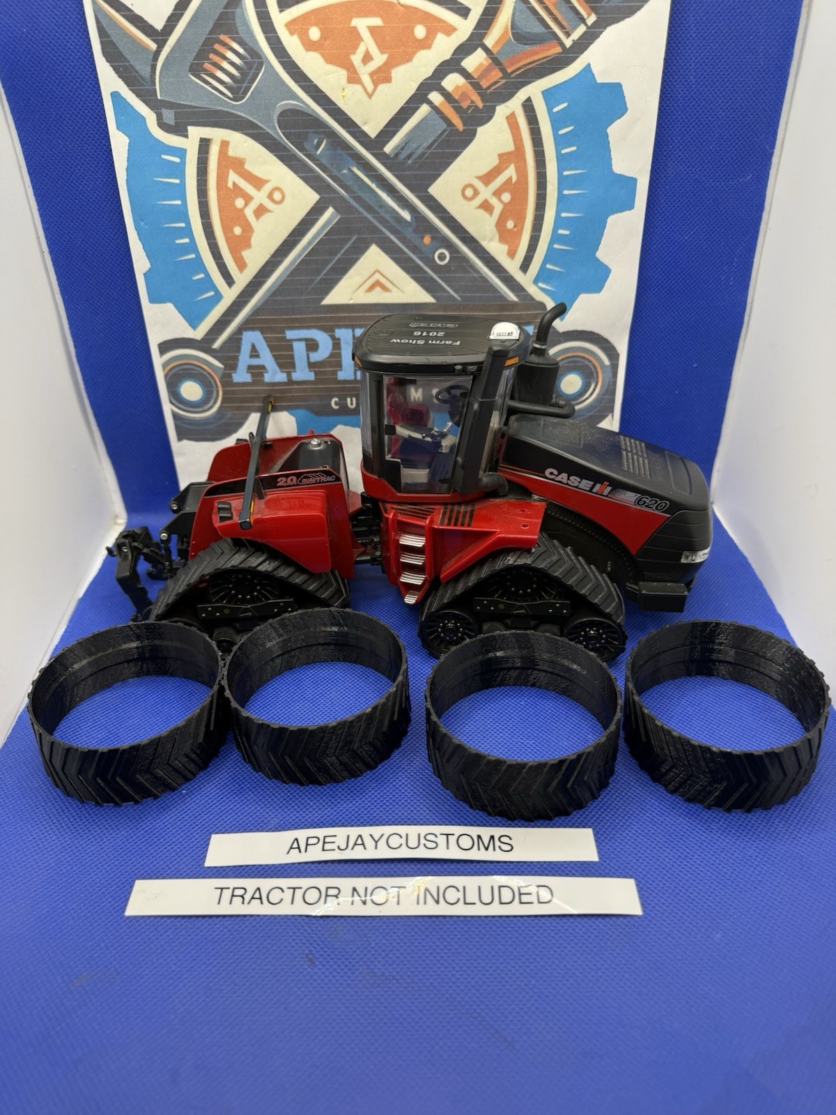 new tracks (4piece) ERTL Diecast 1/32 case 620 quadtrac 4WD Tractor, crawler