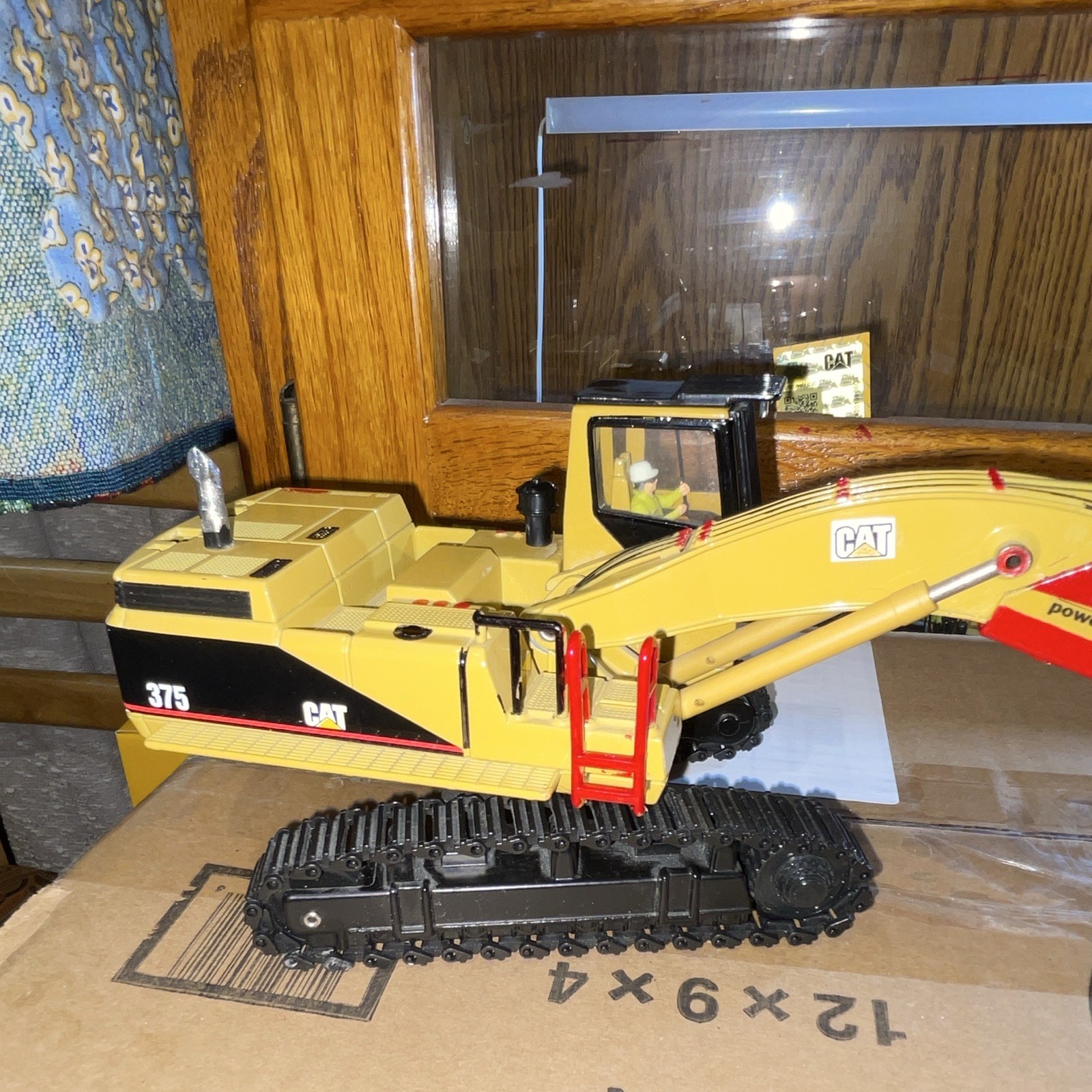 CAT 375 Tracked Excavator Diecast Model 1:50 CAT Power Yellow Black Red