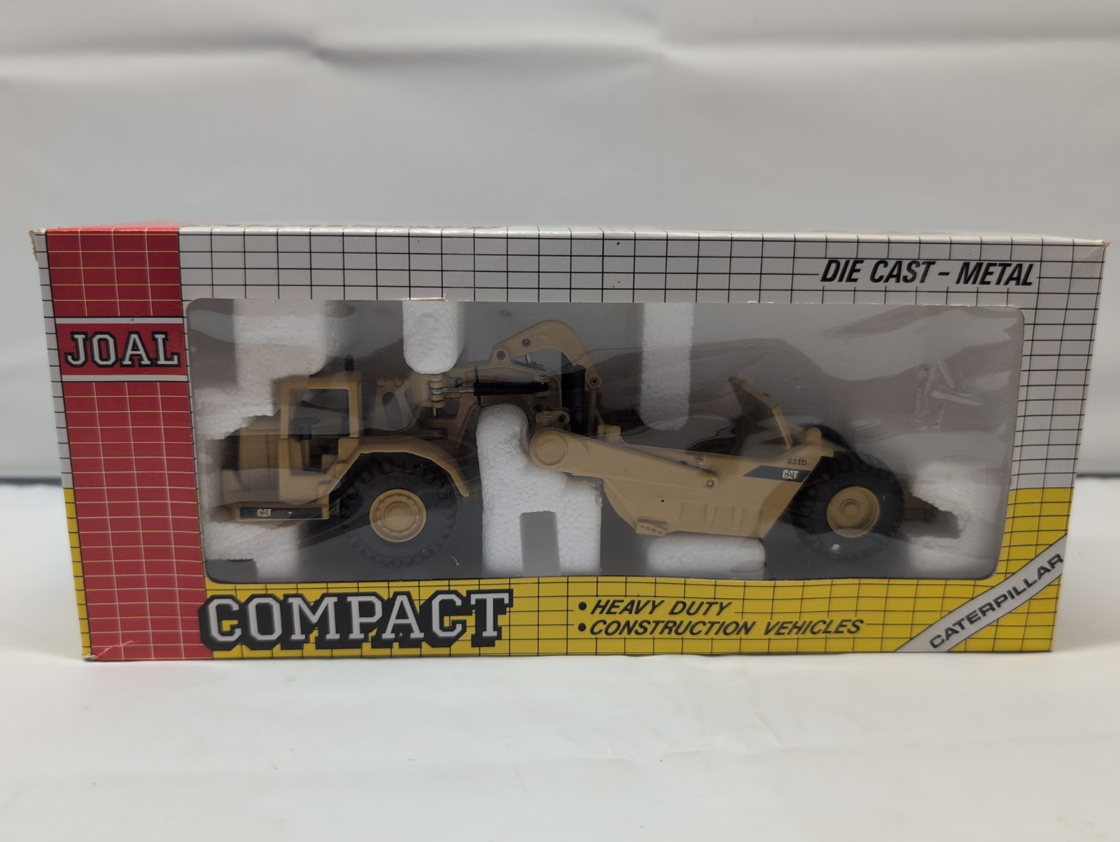 JOAL CAT Compact Caterpillar 631D Scraper Wheeled Toy Tractor 1/70 Model IOB