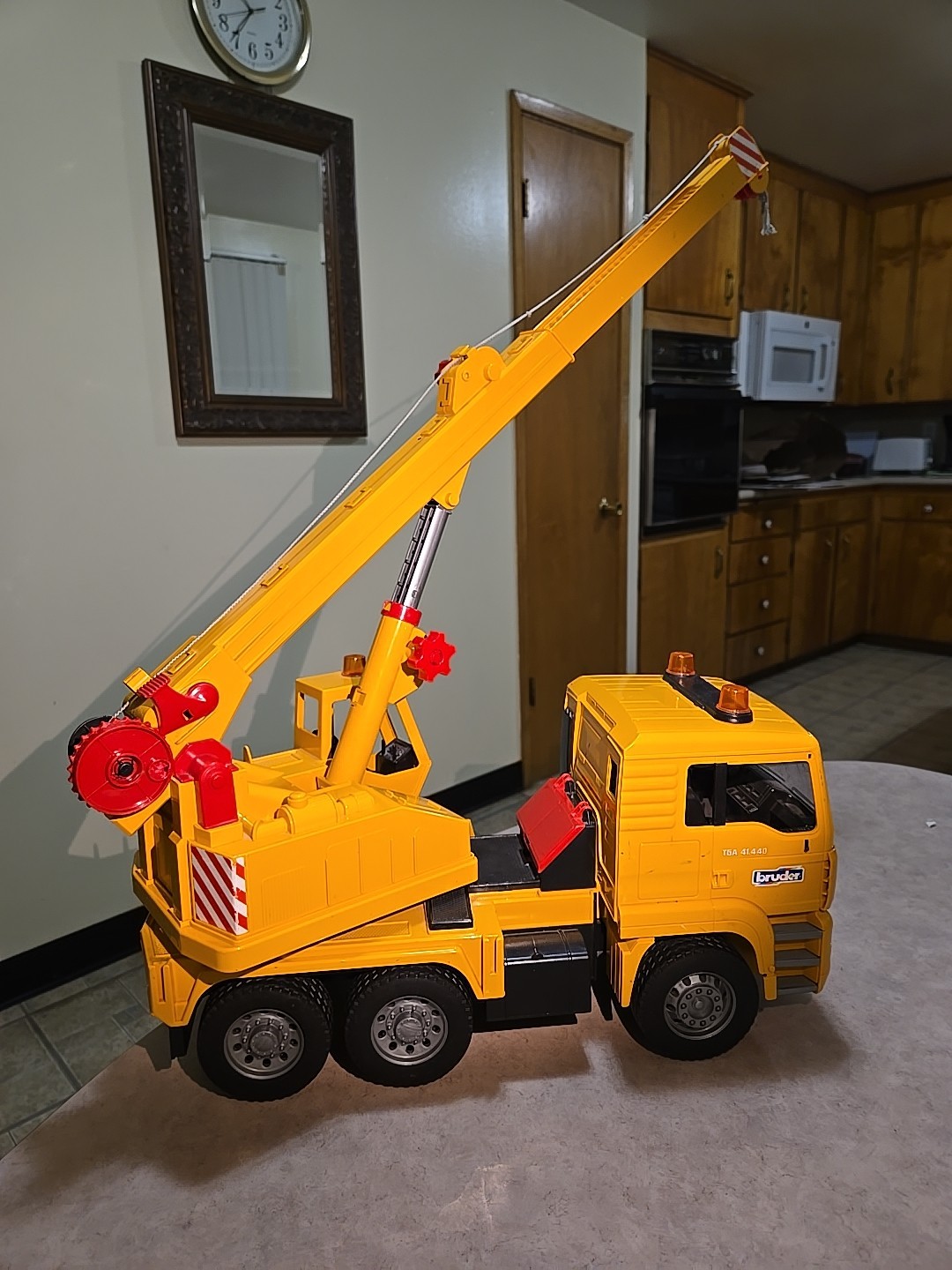 Bruder MAN Tele-Crane TC-4500 TGA 41.440 Construction Toy Truck Germany Preowned