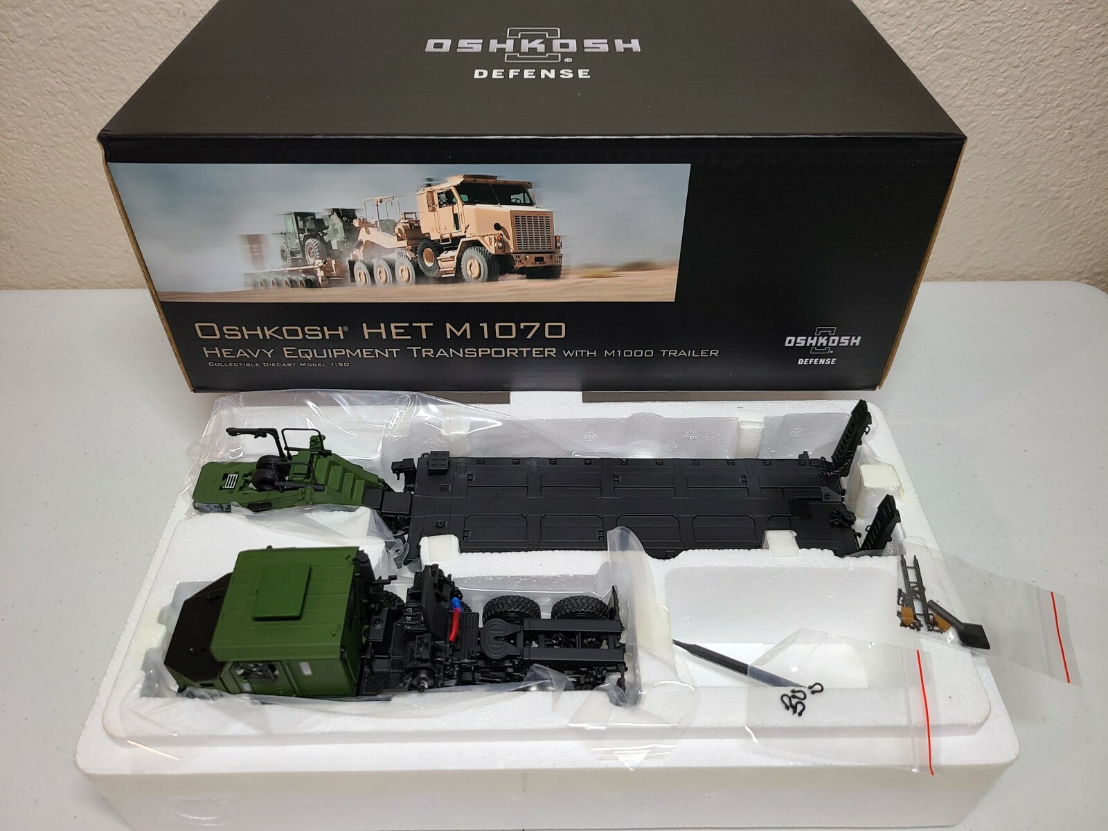 Oshkosh HET M1070 Transporter M1000 Trailer – Sword TWH 1:50 Scale #SW1500-K New