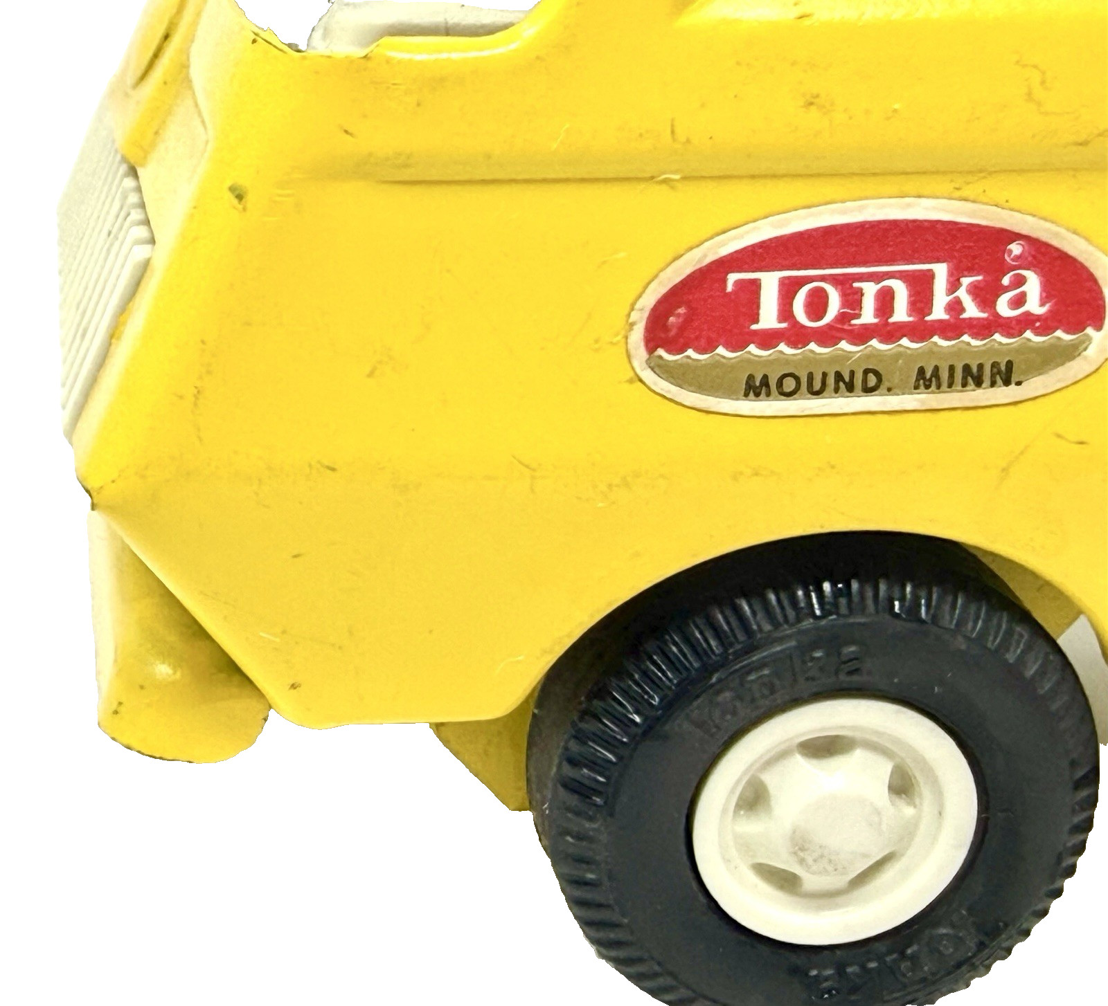 Vintage Tonka Mighty Cement Mixer Truck Yellow Red Pressed Steel Mound Minn USA