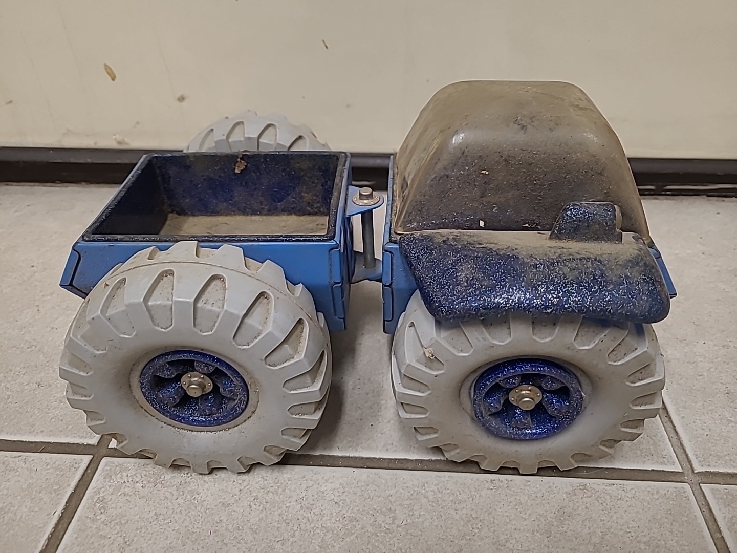 Antique Tonka Crater Crawler