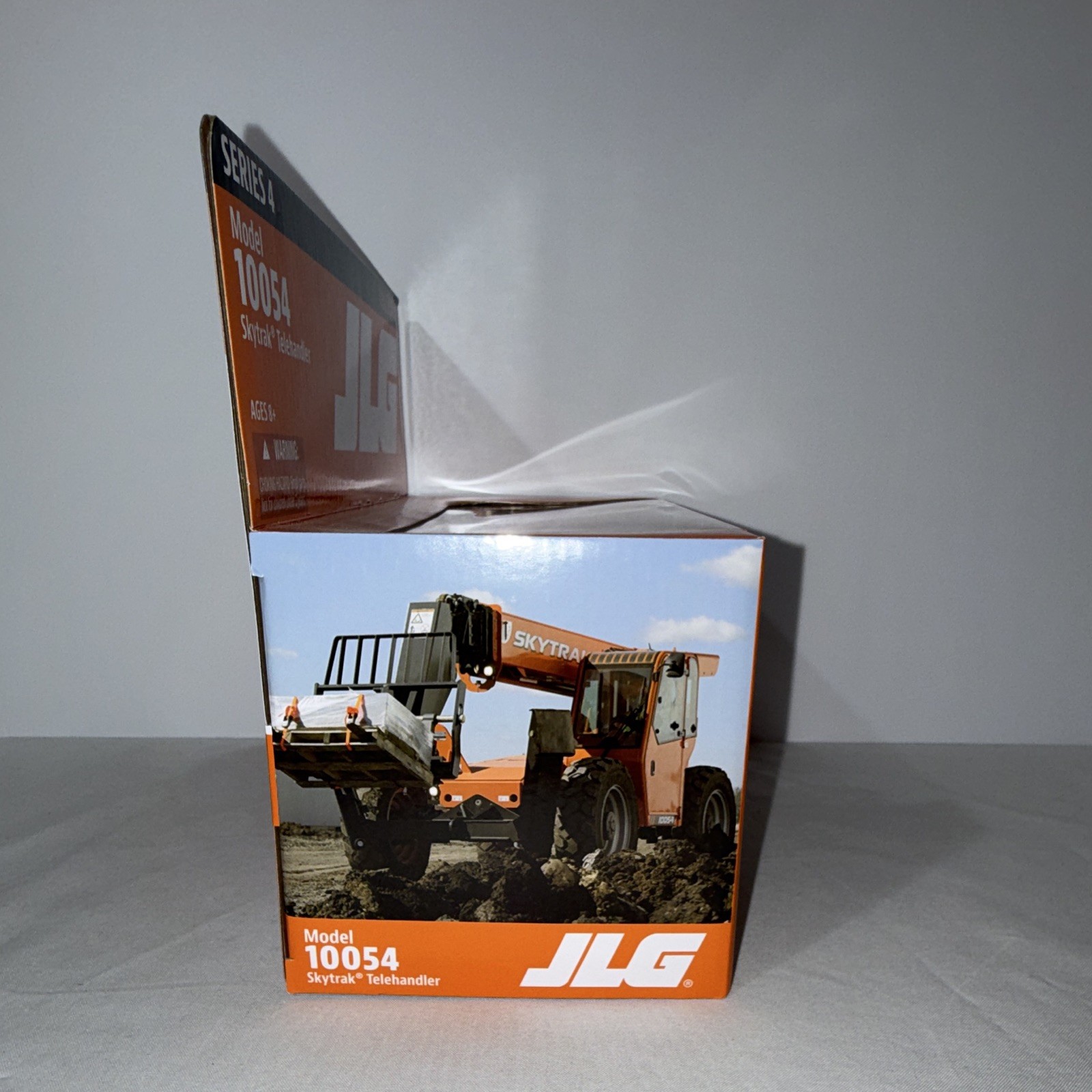 JLG SkyTrak 10054 Telehandler Series 4 1:32 Diecast Orange/Black