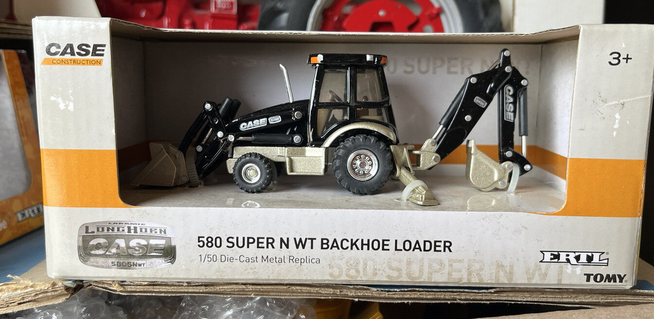 ERTL CASE 580 SUPER N WT Backhoe Loader LARAMIE LONGHORN Edition 1/50 NIB