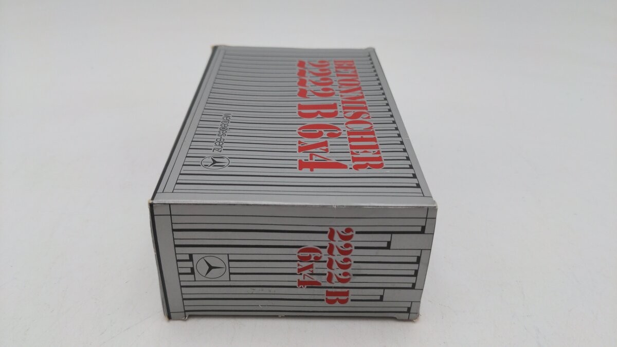 Conrad 2222 1:50 Scale Die-Cast Green/White Betonmischer 2222B 6×4 Cement Mixer