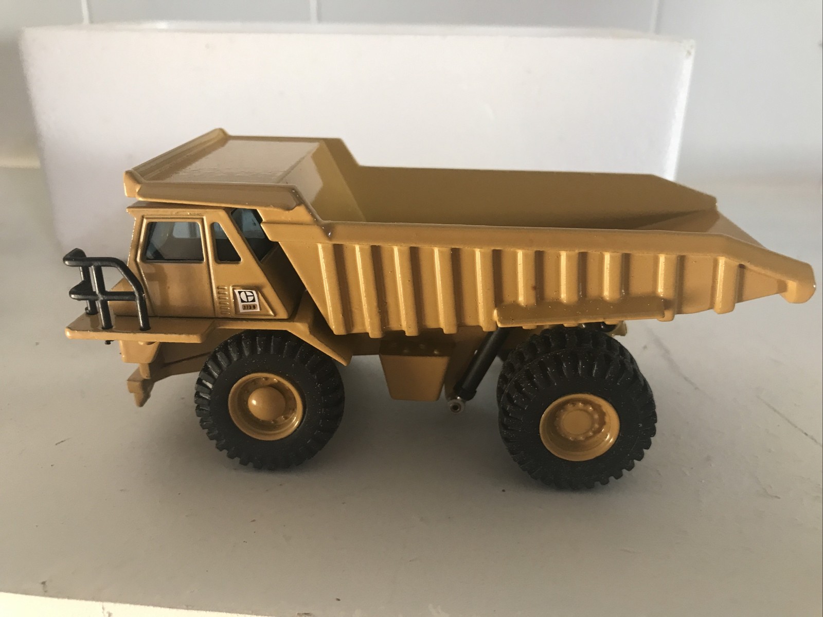 JOAL No.223 CAT Compact Caterpillar 773-B Dump Truck Toy Model In Box