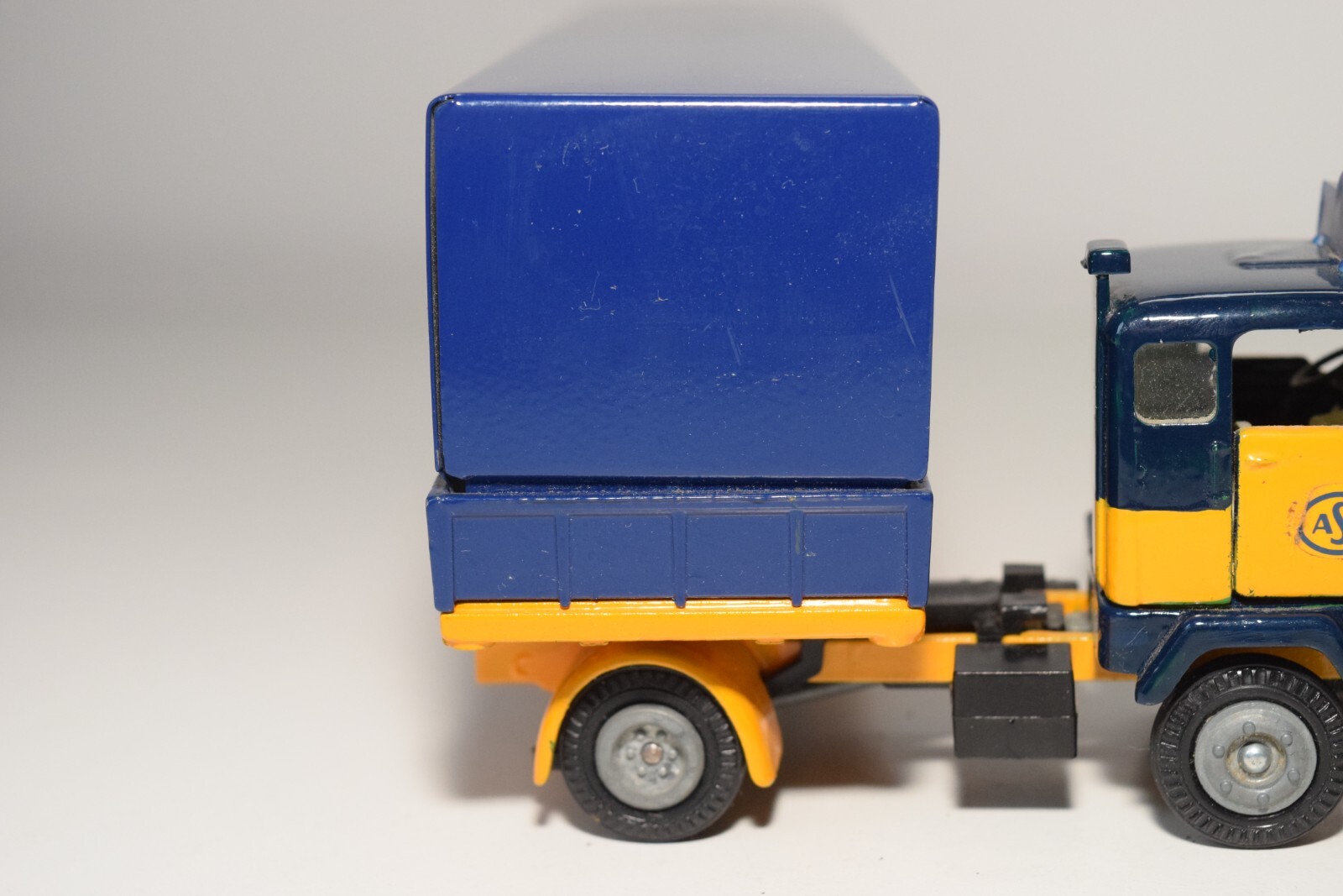 A82 1:50 TEKNO 427 VOLVO F89 F 89 TRUCK WITH TRAILER ASG TRANSPORT NMIB