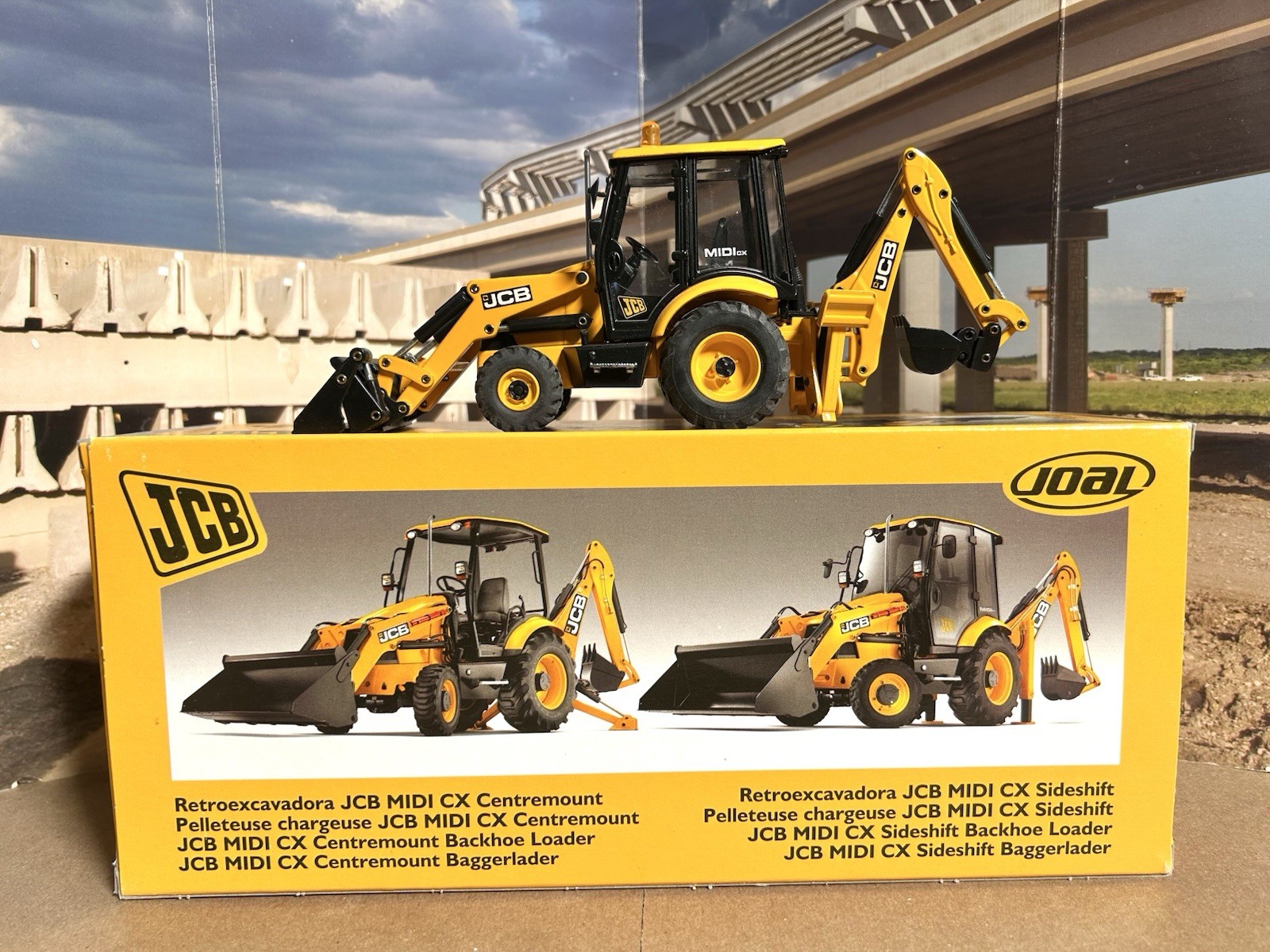 Joal 1/35 Scale JCB Midi CX Centermount Tractor Loader Backhoe (v/g with box!)