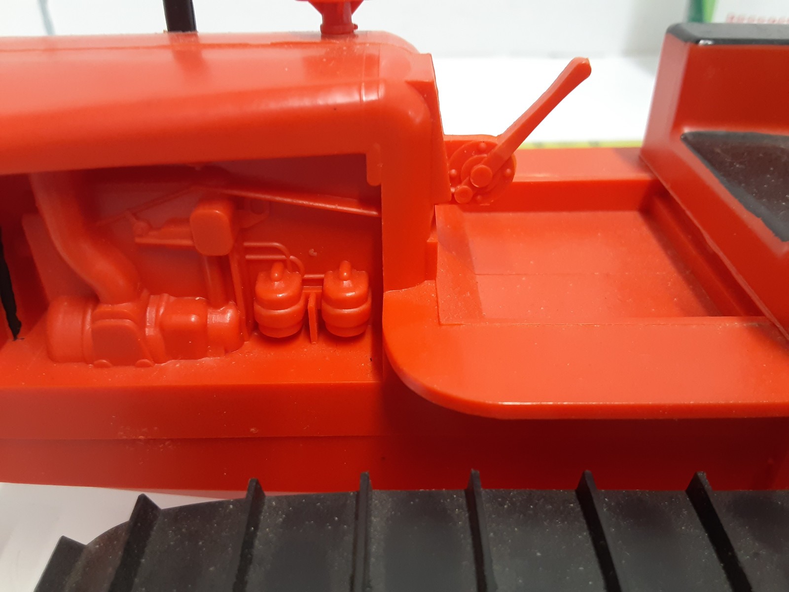 Vintage Allis Chalmers HD-5 Diesel Crawler Product Miniature Plastic Toy 8″