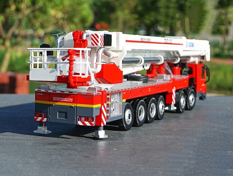 XCMG DG100 Fire Truck 1/50 Mercedes Chassis Aerial Platform Rescue Model
